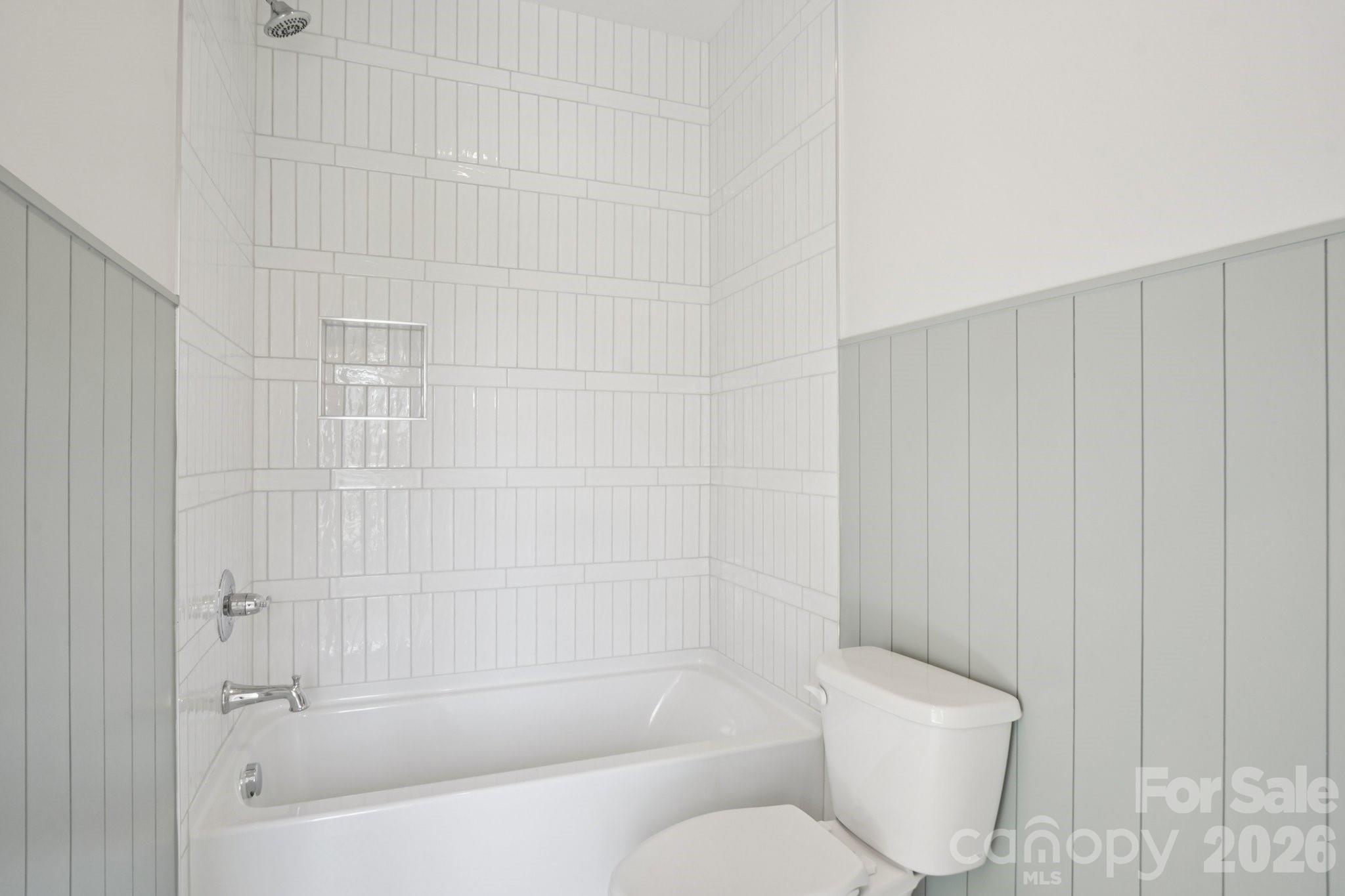 Hollins Grove - Residential