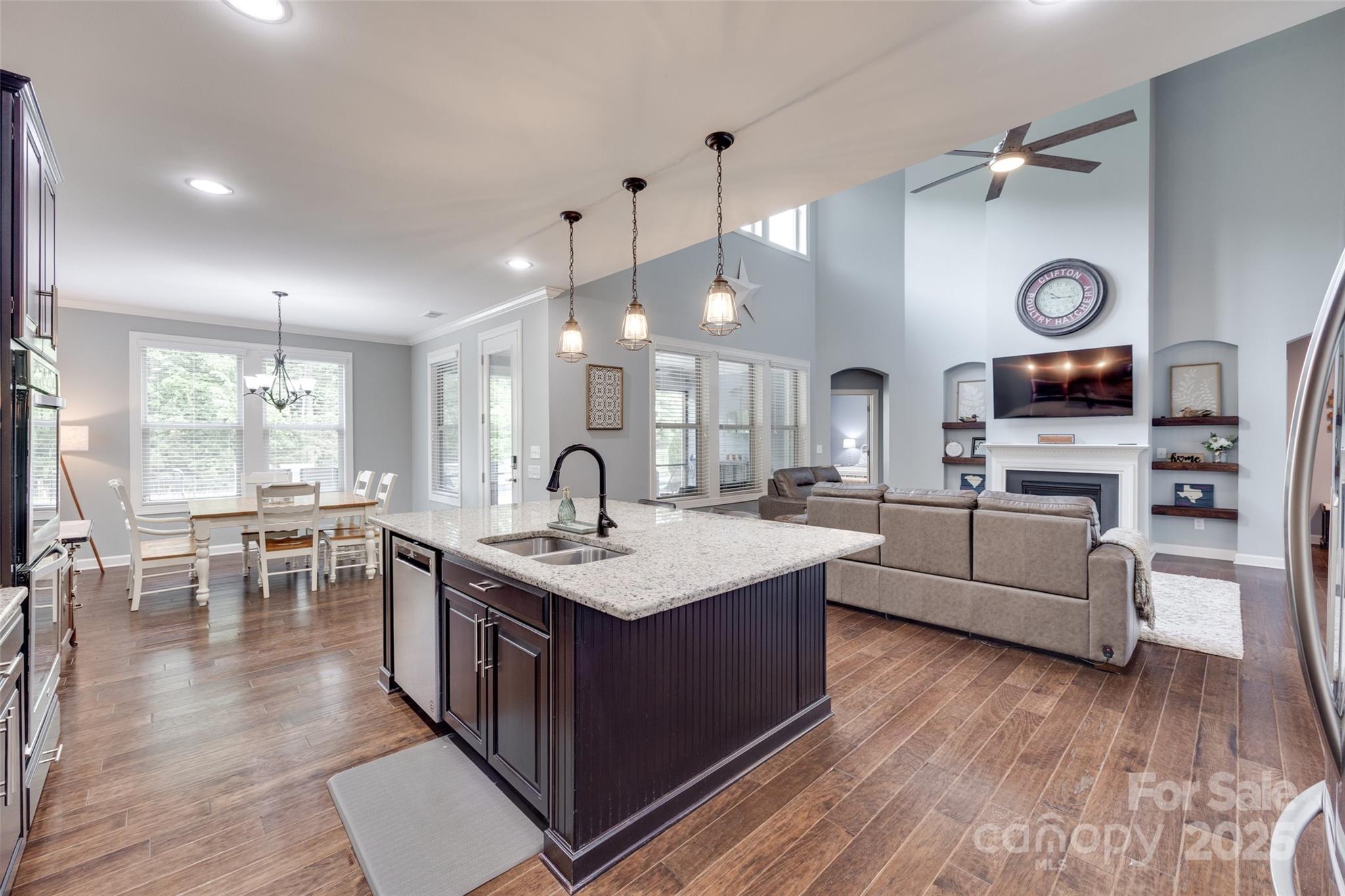 Lake Ridge - Residential