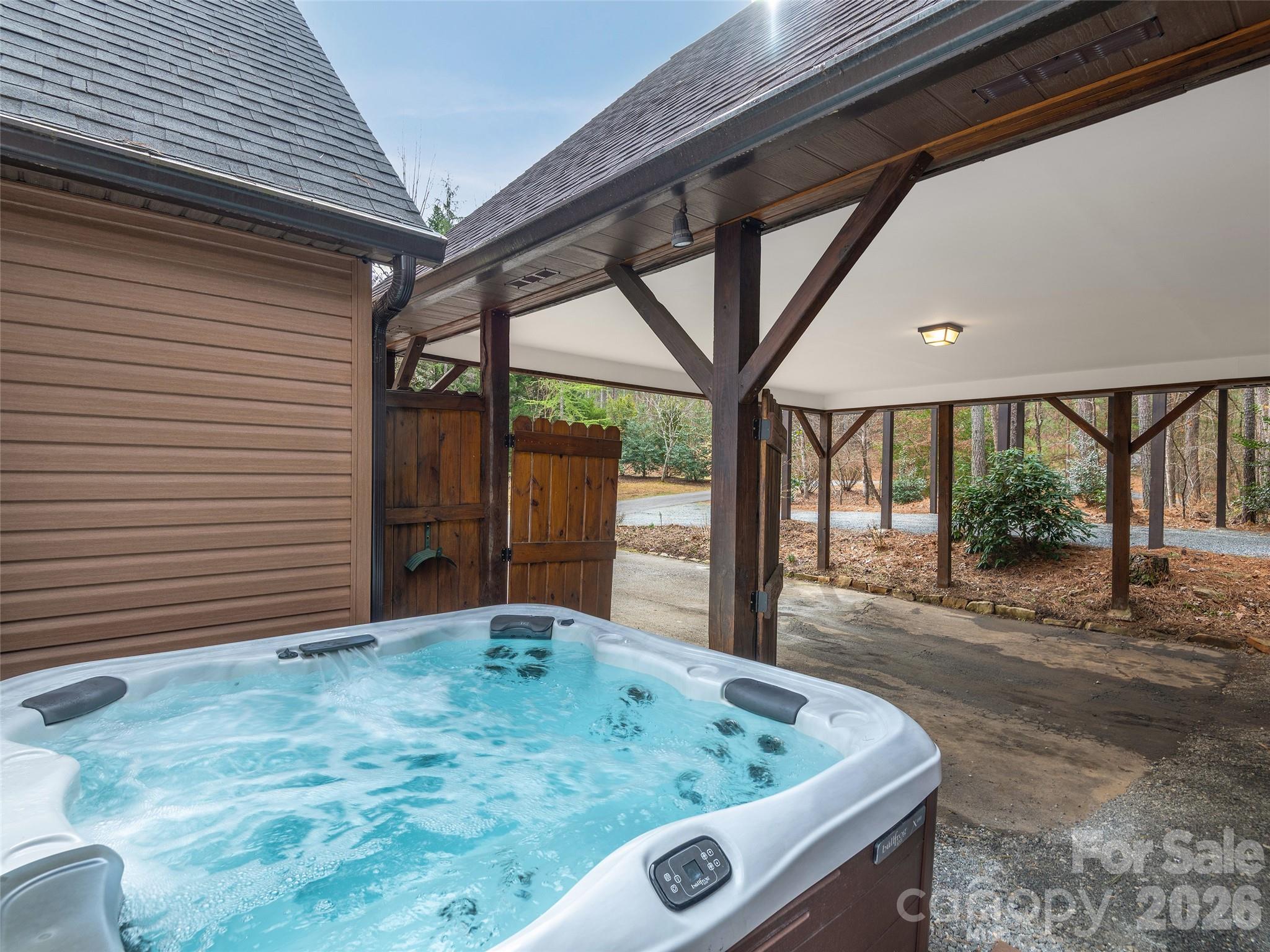 Lake Adger - Residential