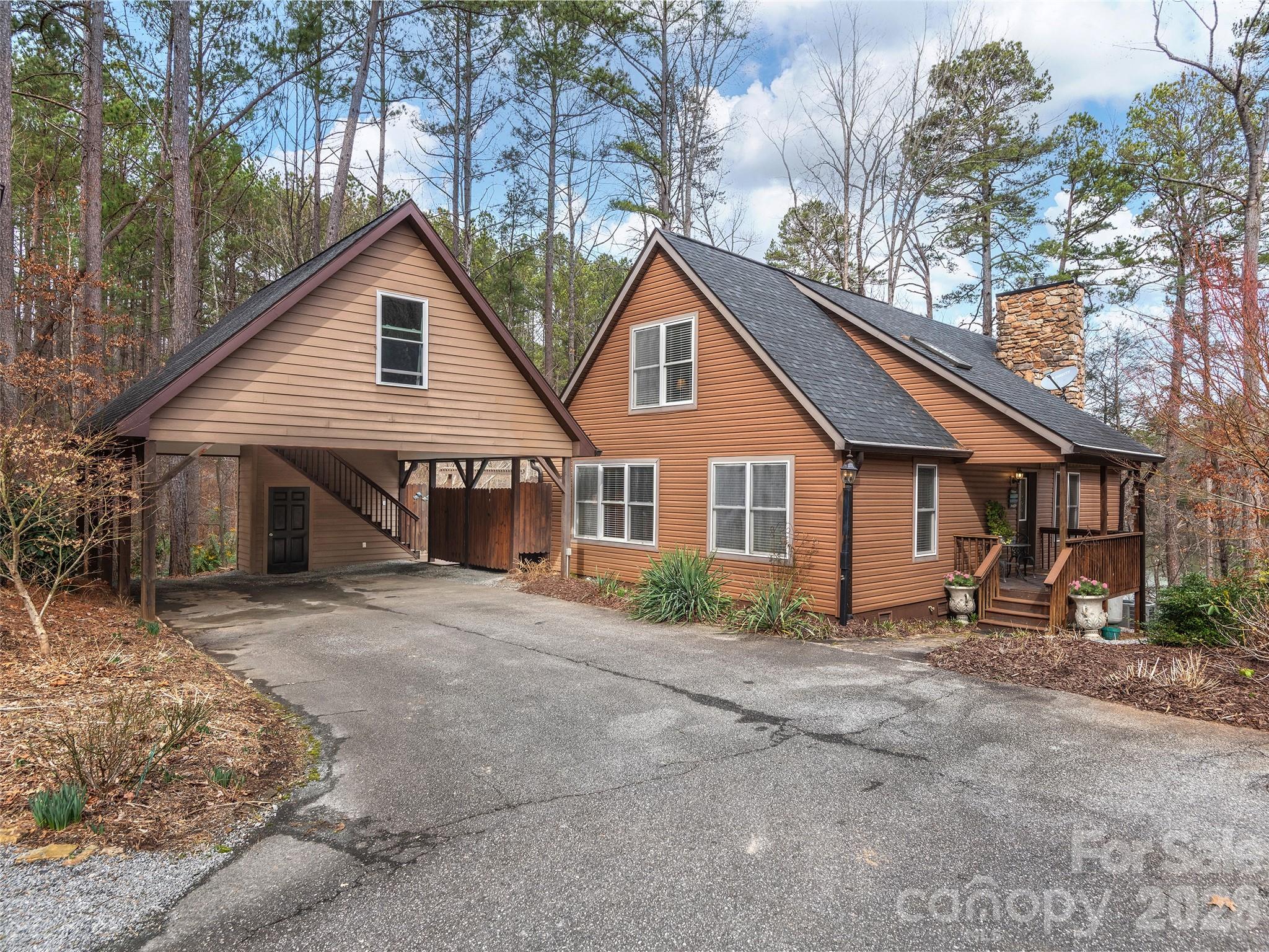 Lake Adger - Residential