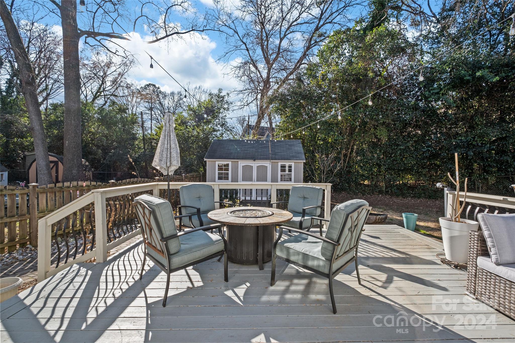 Colonial Village - Residential