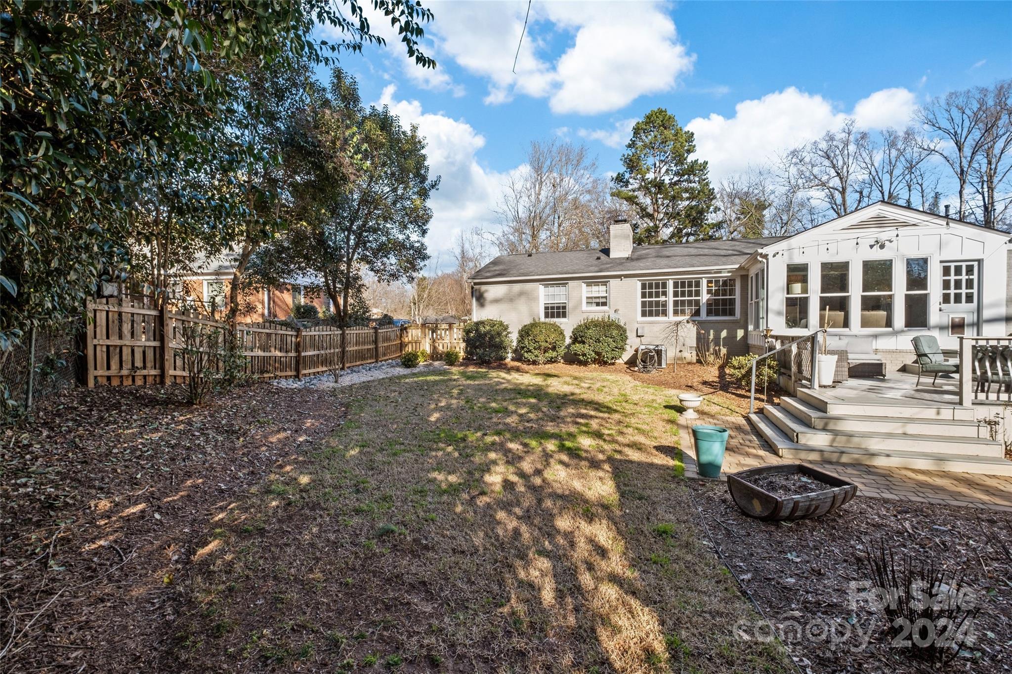 Colonial Village - Residential