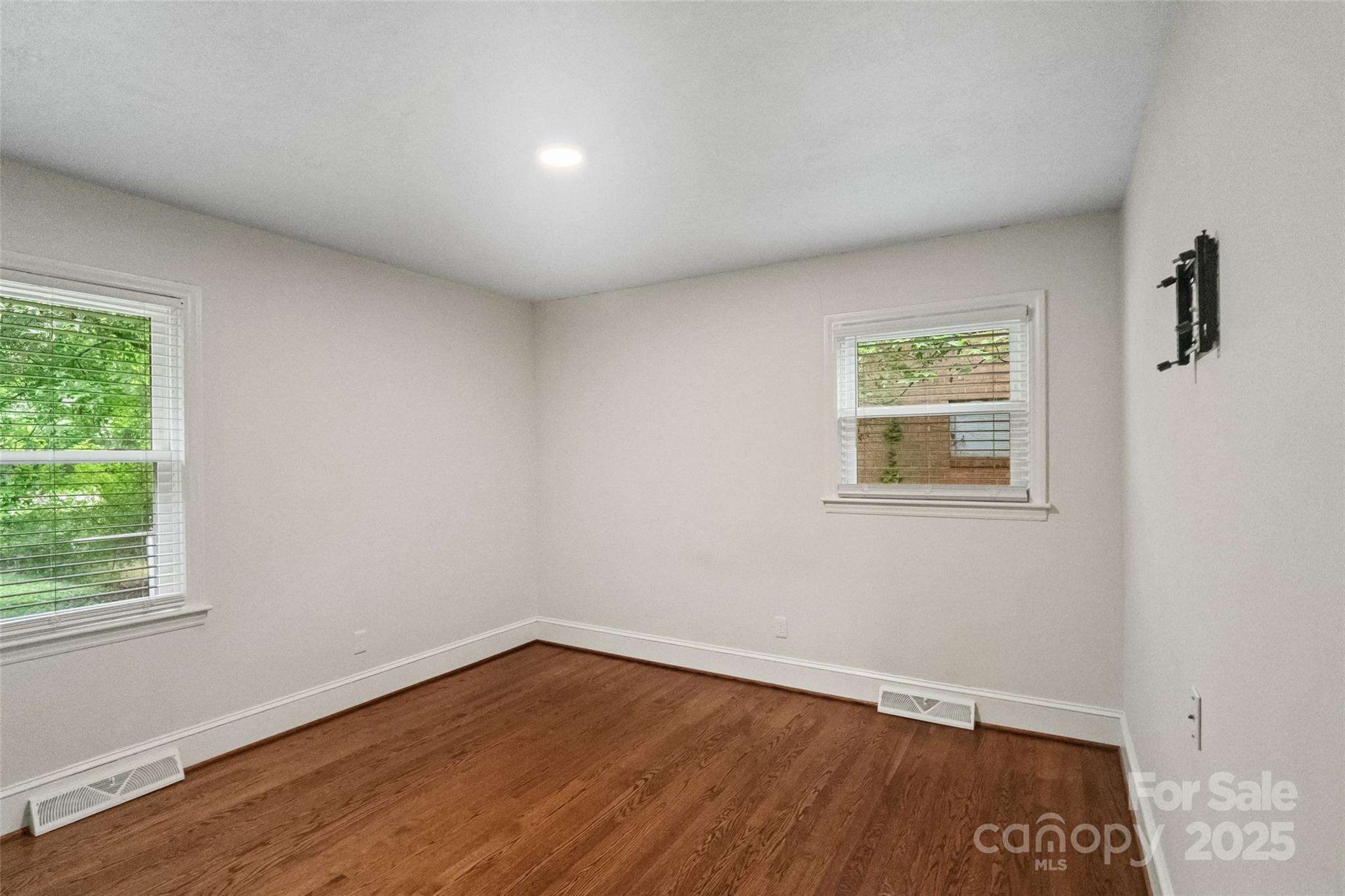 East Sharon Park - Residential