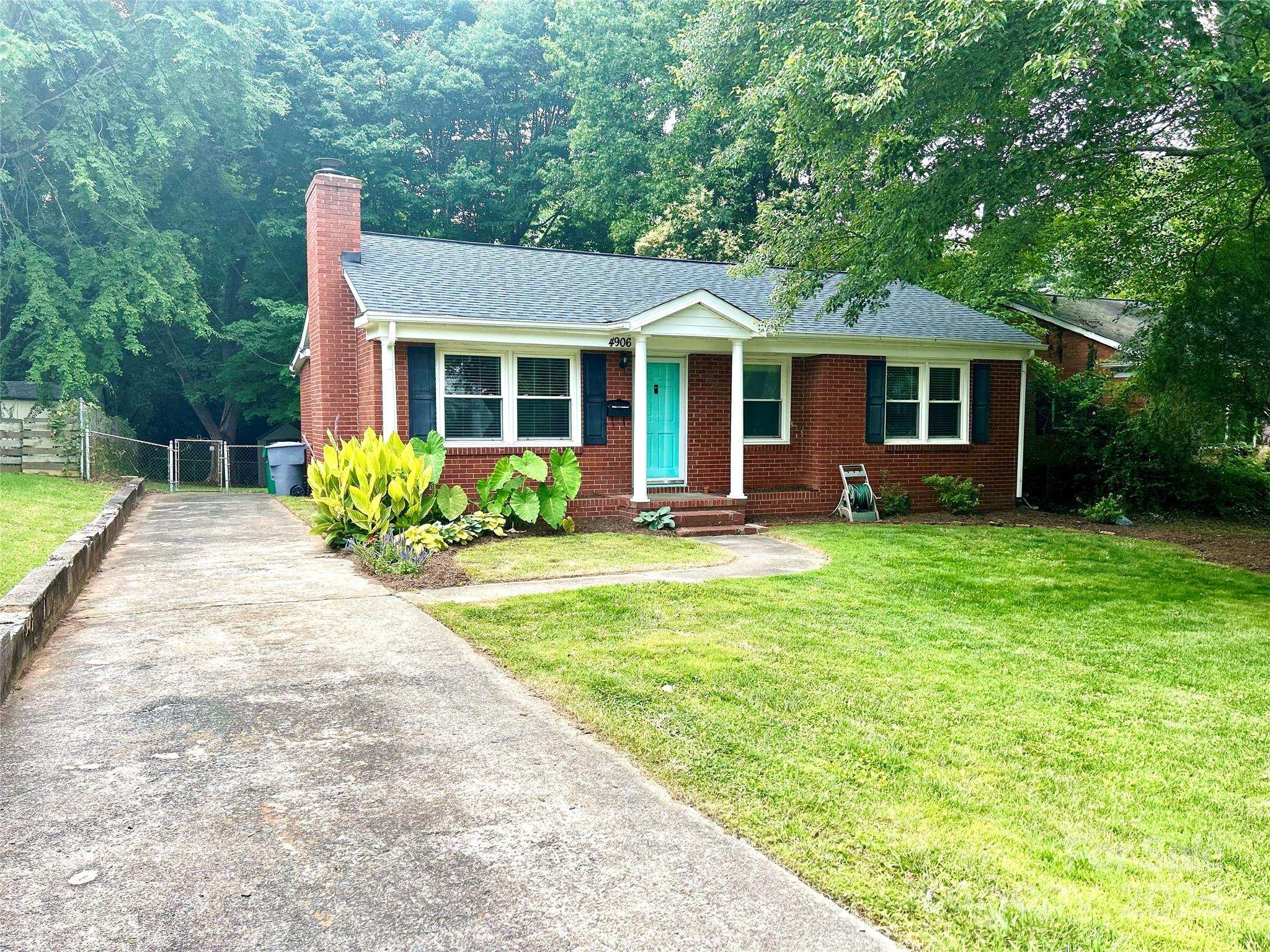4906 Charleston Drive