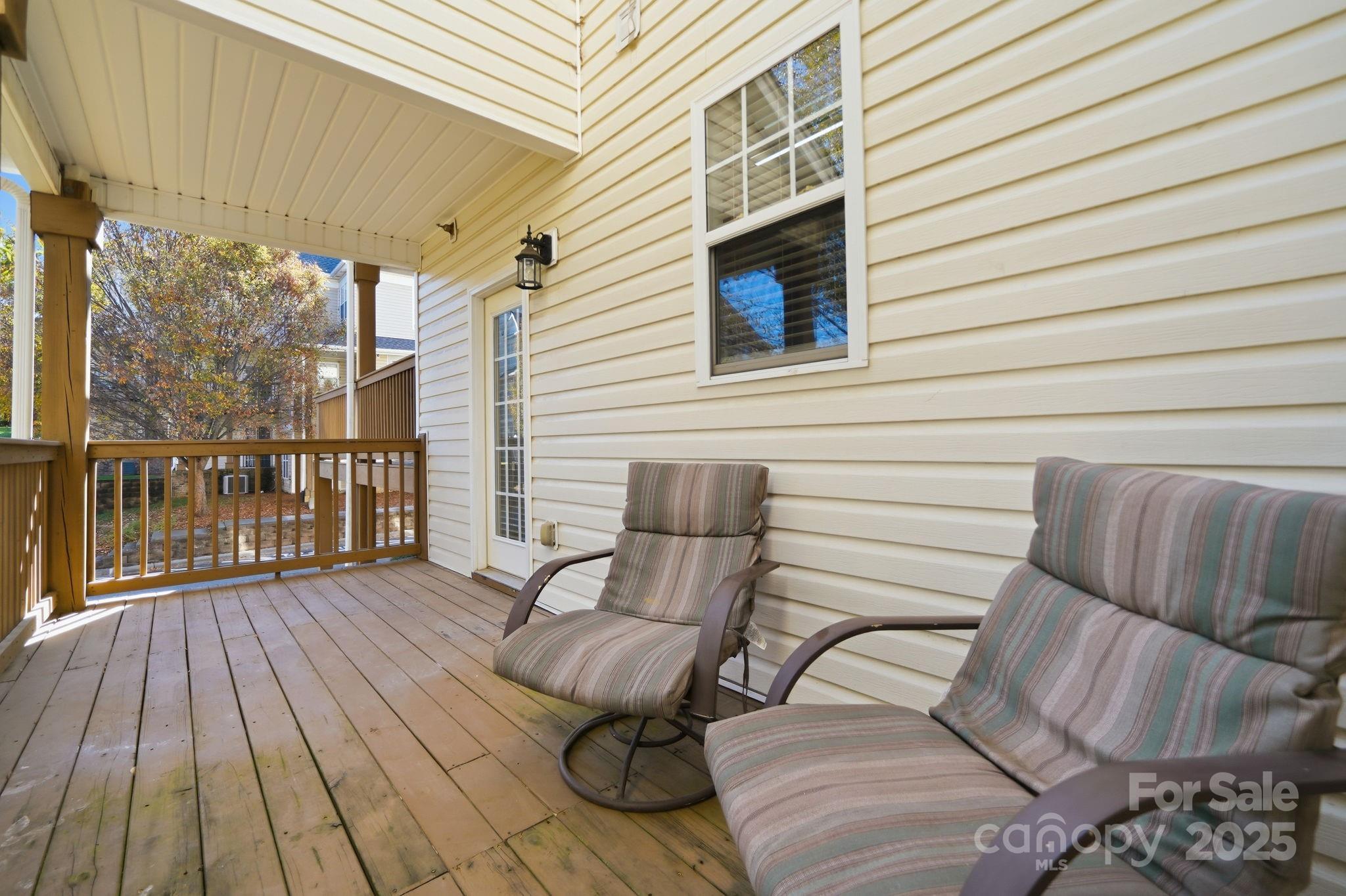 Signature Ridge - Residential