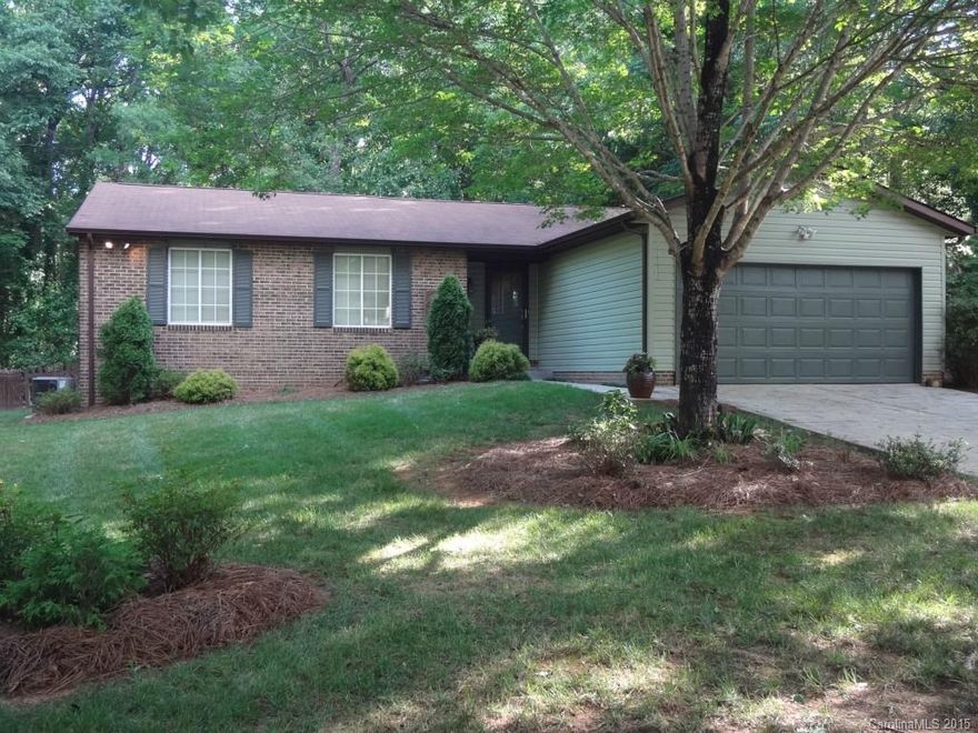 Highly desirable one level home with attached 2 car garage, screened porch & very private fenced yard. Convenient location too. The stone floored entry & handsome front door welcome you into this well maintained & updated home featuring a tile floored foyer opening to the greatroom with vaulted ceilings, large windows & an attractive fireplace.  Kitchen w/ Cherry cabinets, granite countertops & tile backsplash has a pantry too!  Many other upgrades really make this home special.