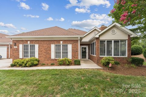 8533 Windsor Ridge Drive Charlotte NC 28277