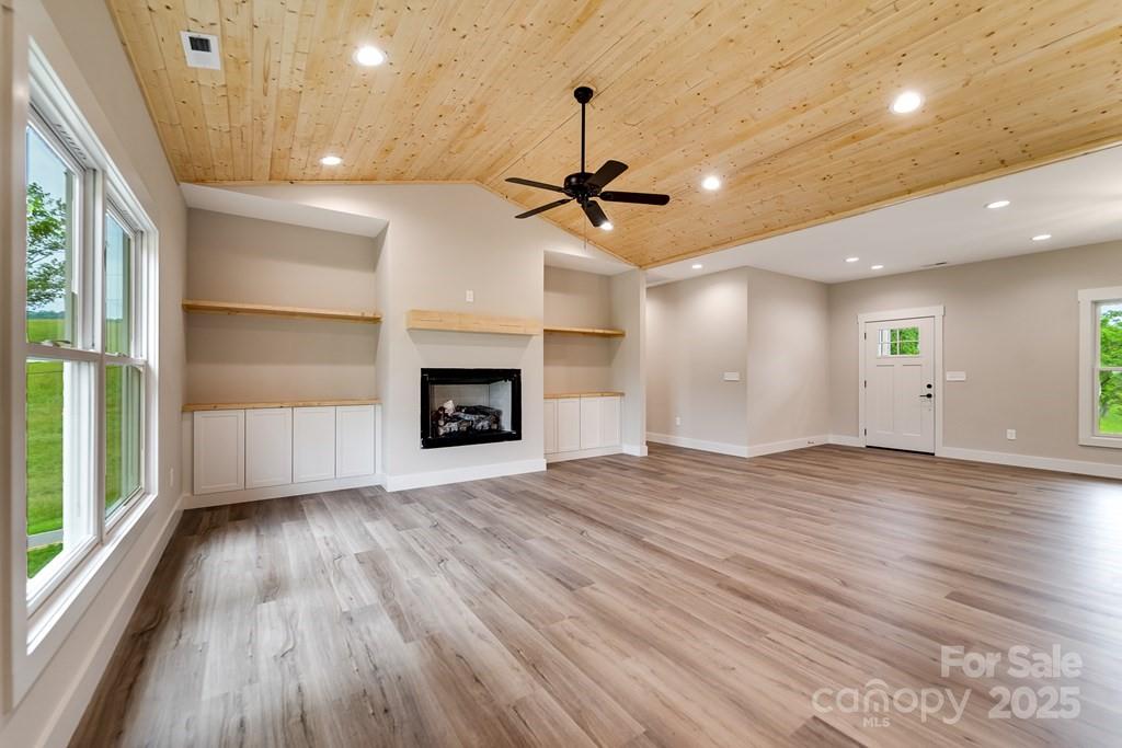 12 Gracie Rose Street