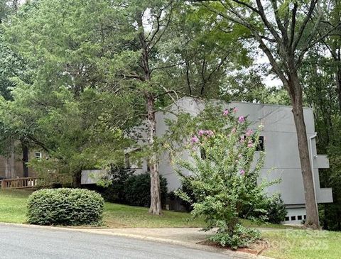 3423 Tinkerbell Lane Charlotte NC 28210