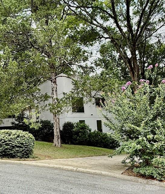 3423 Tinkerbell Lane