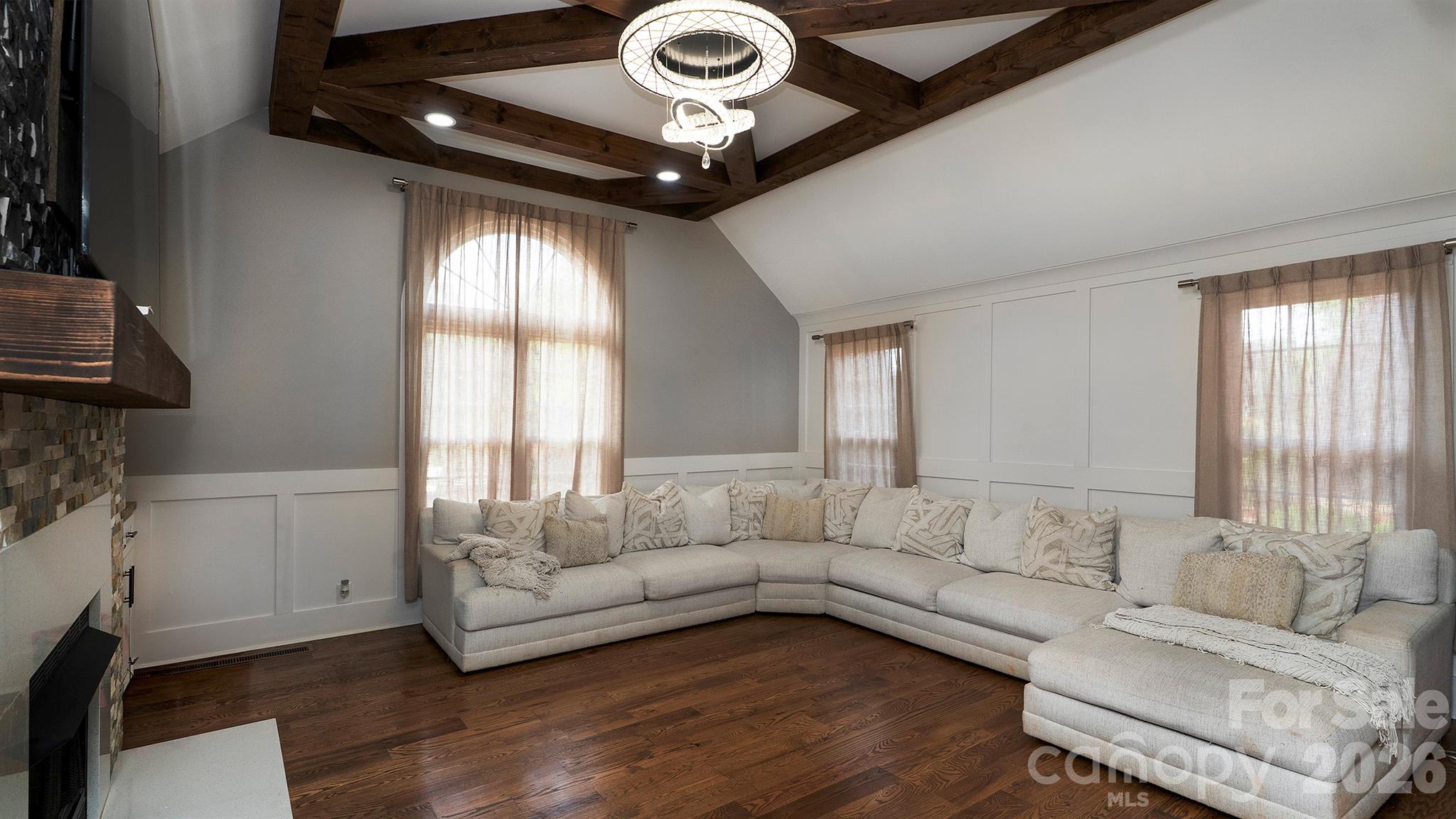 8219 Starnes Randall Road