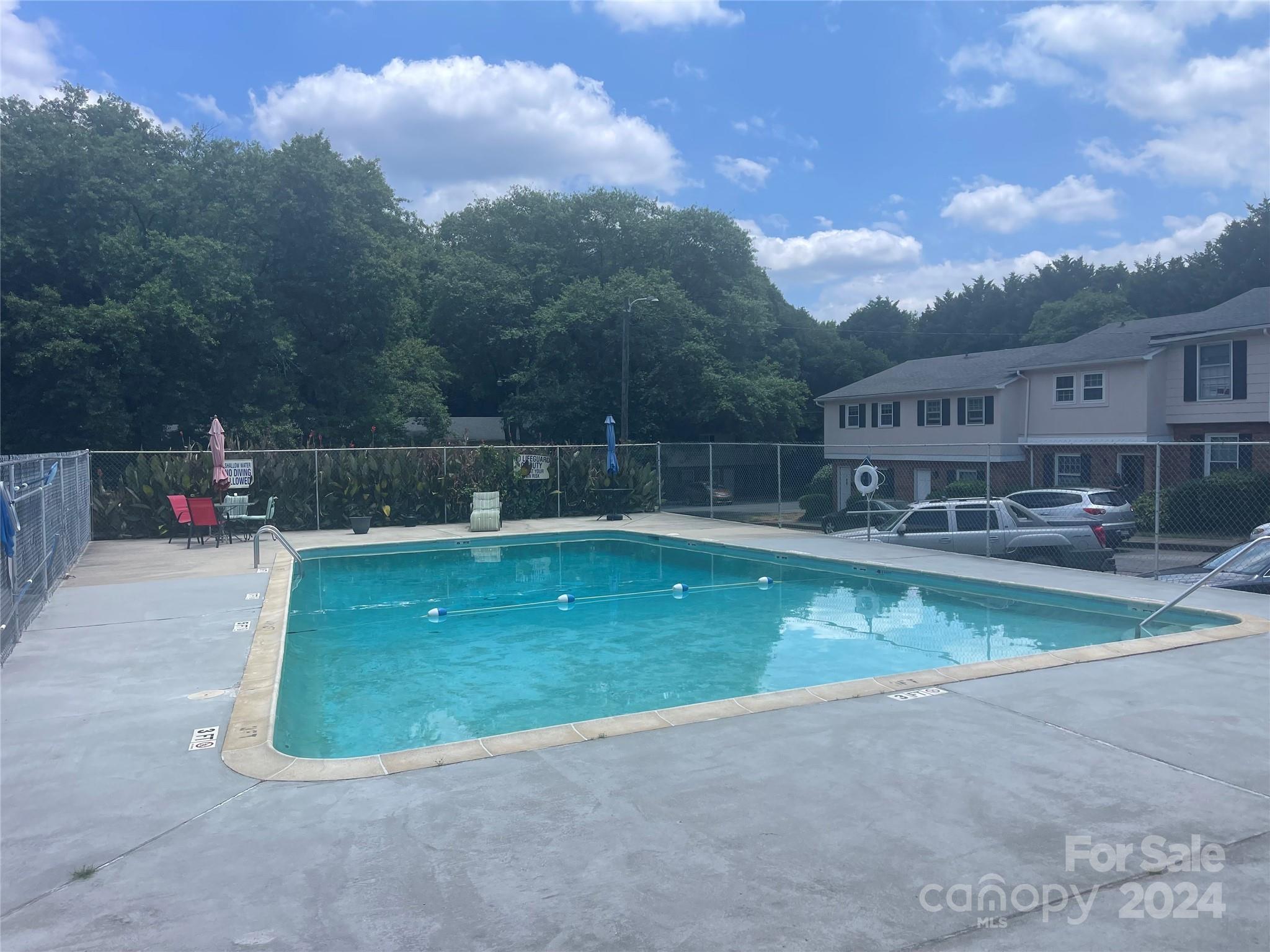 Tall Oak Villas - Residential