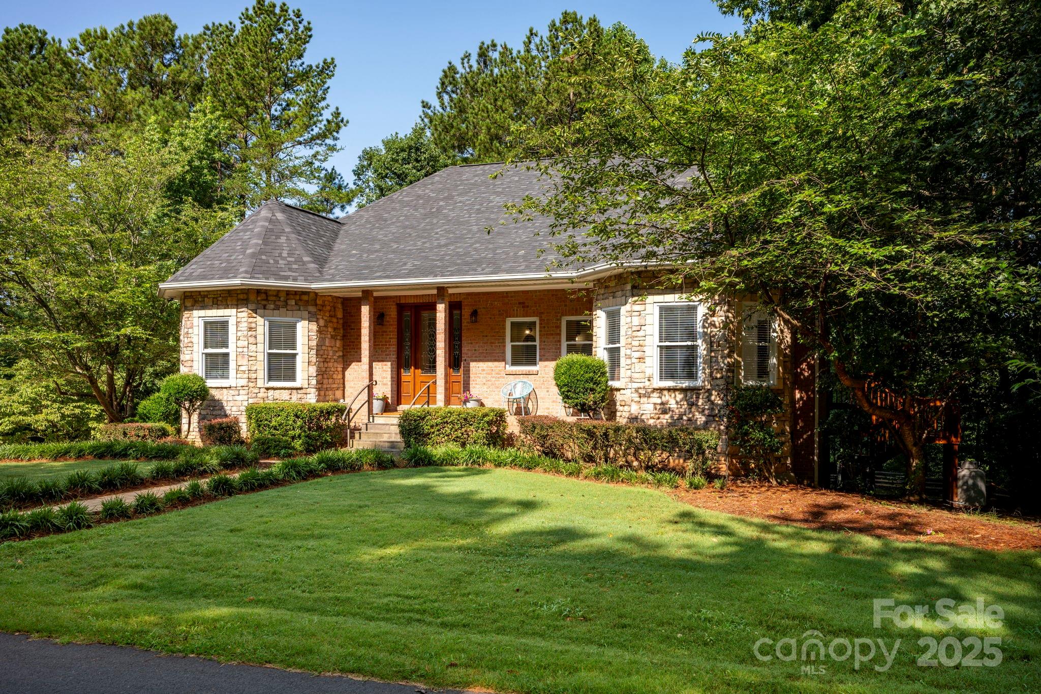 3595 Lake Bluff Drive