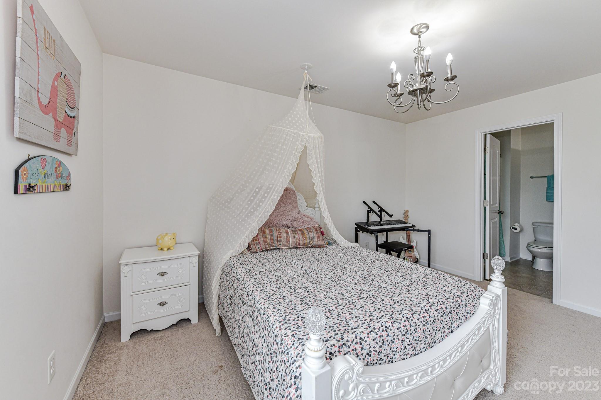 English Trails - Residential