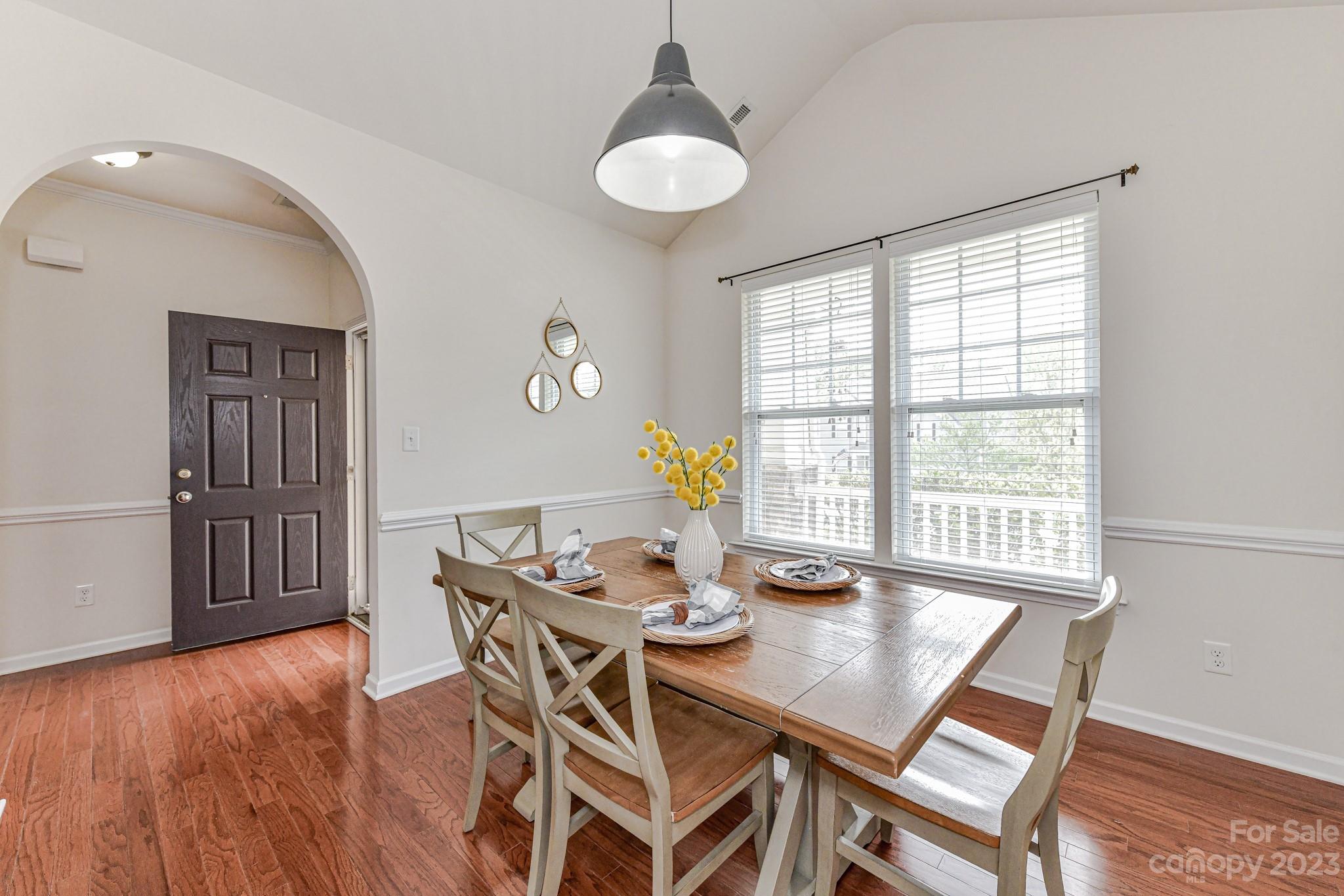 English Trails - Residential