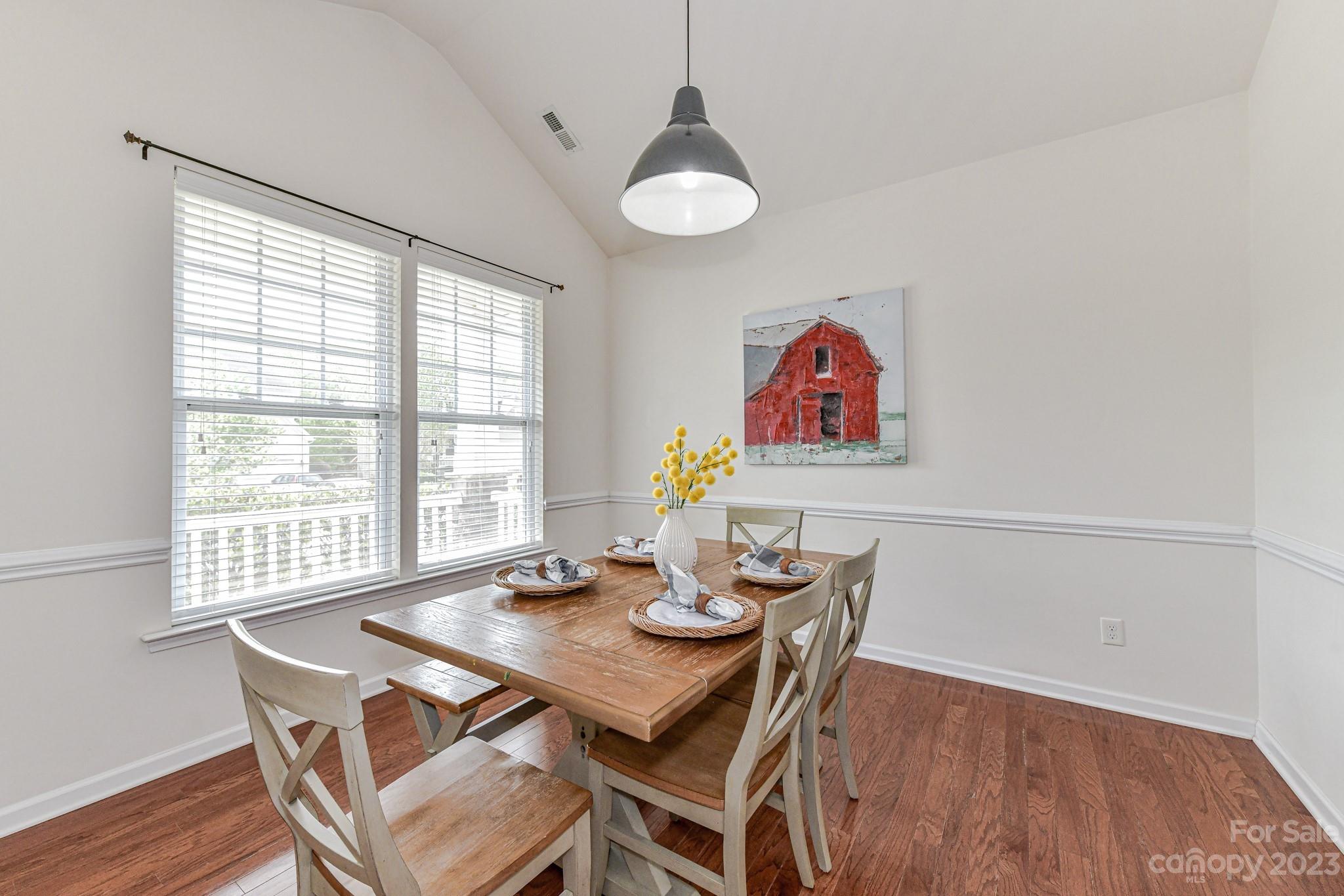 English Trails - Residential