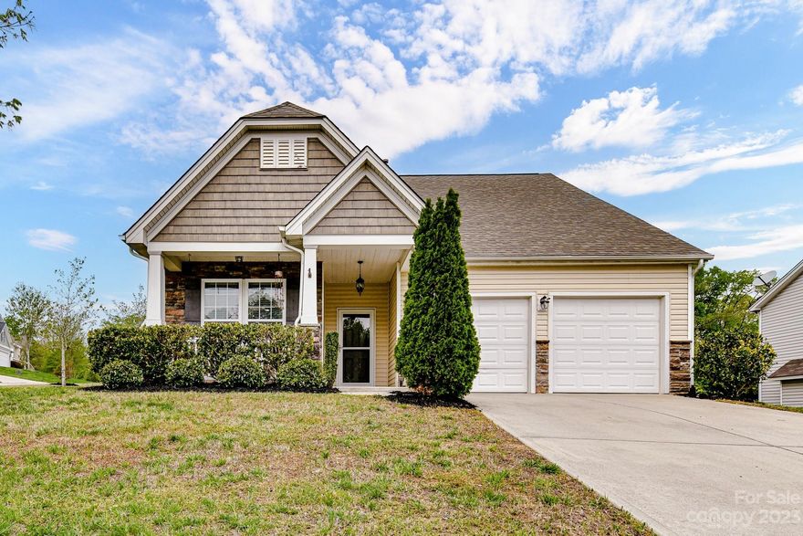 Adorable home located in sought after English Trails in Fort Mill. Desirable spacious primary on main with walk in closet. Dining room features arched entry and cathedral ceilings. Kitchen with granite and stainless-steel appliances. Roomy 2 story family room with gas fireplace. Two additional bedrooms upstairs with loft space perfect for recreation or play room. Close to interstate77 and Charlotte access with award winning Fort Mill Schools!