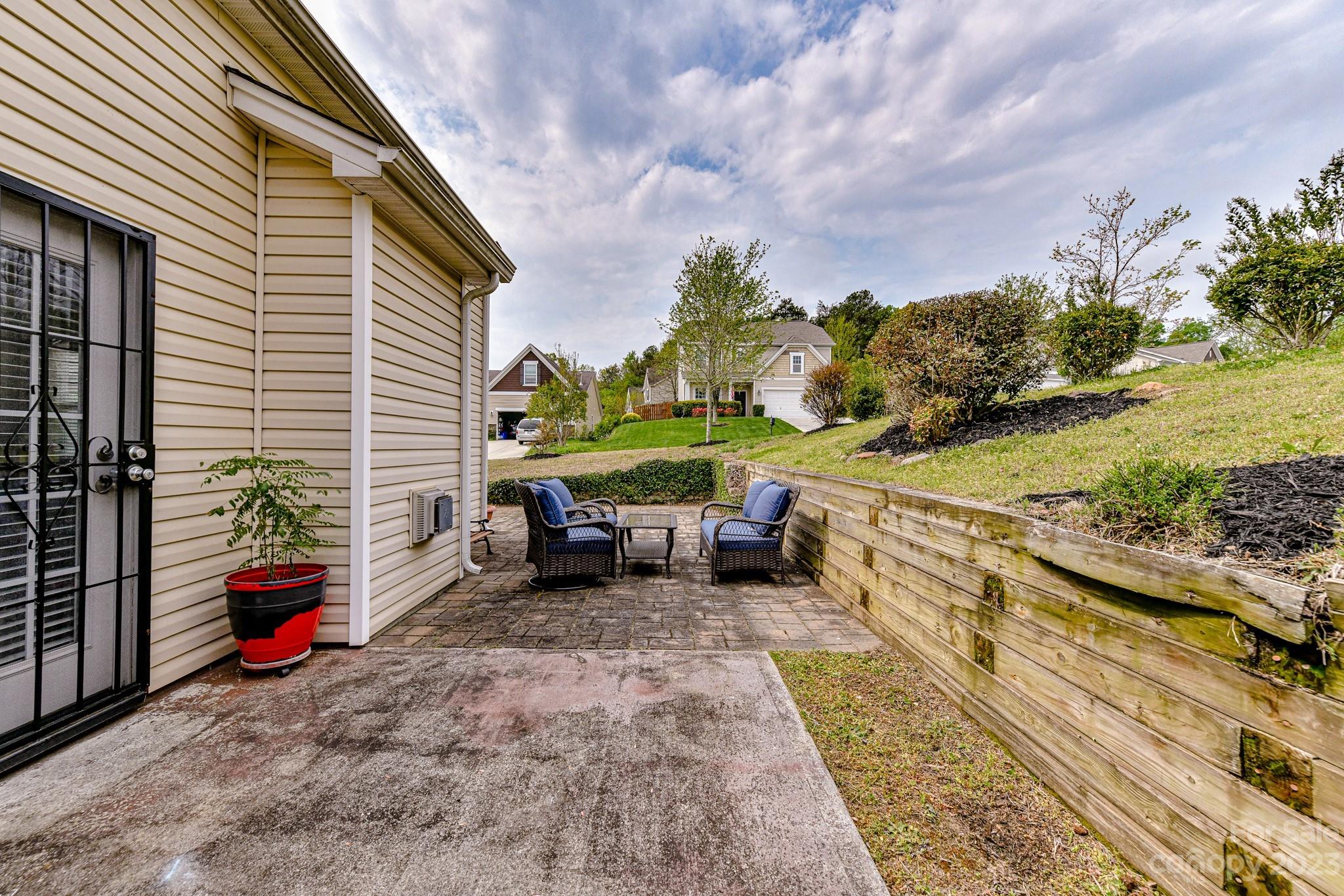 English Trails - Residential