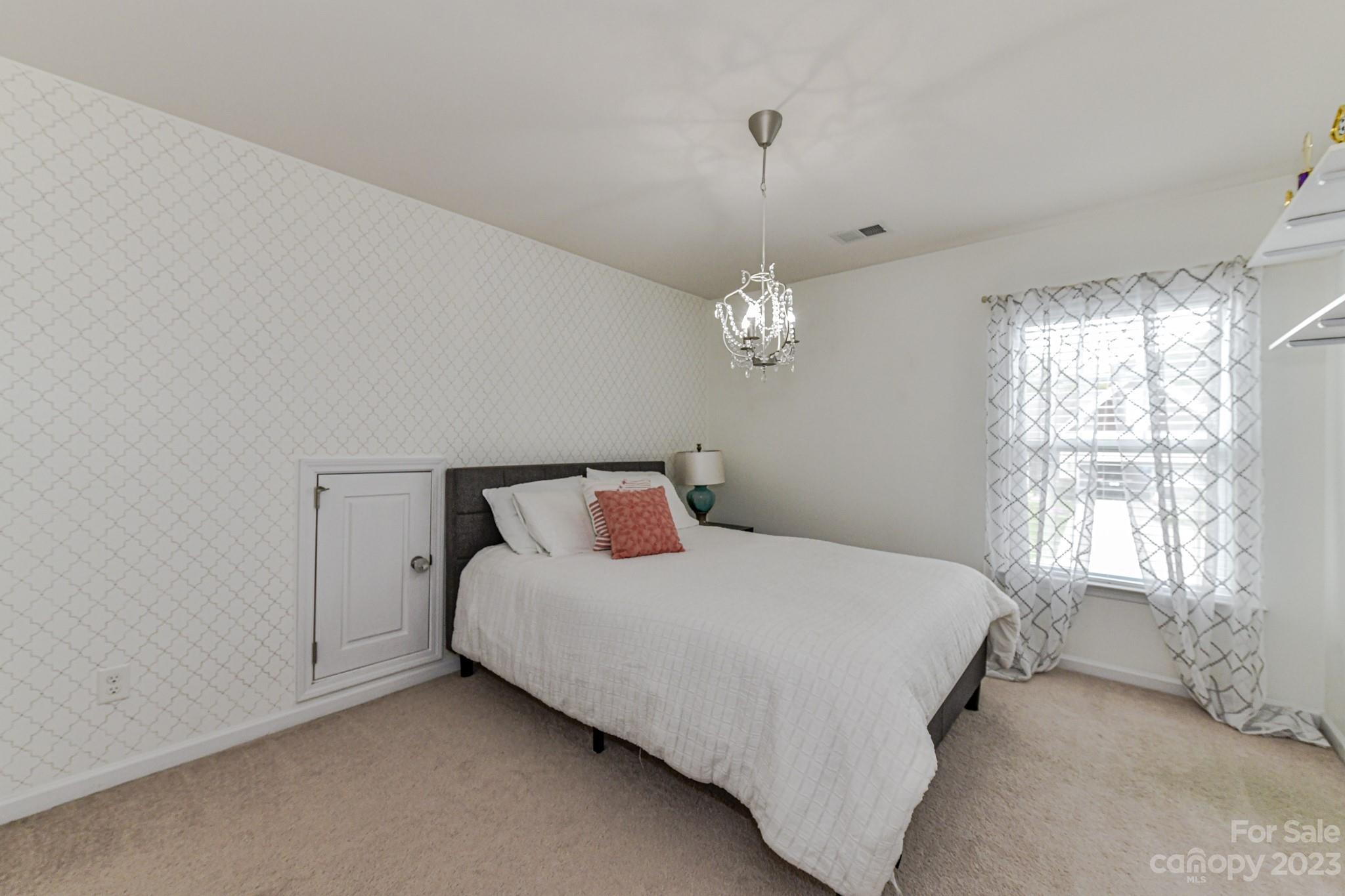 English Trails - Residential