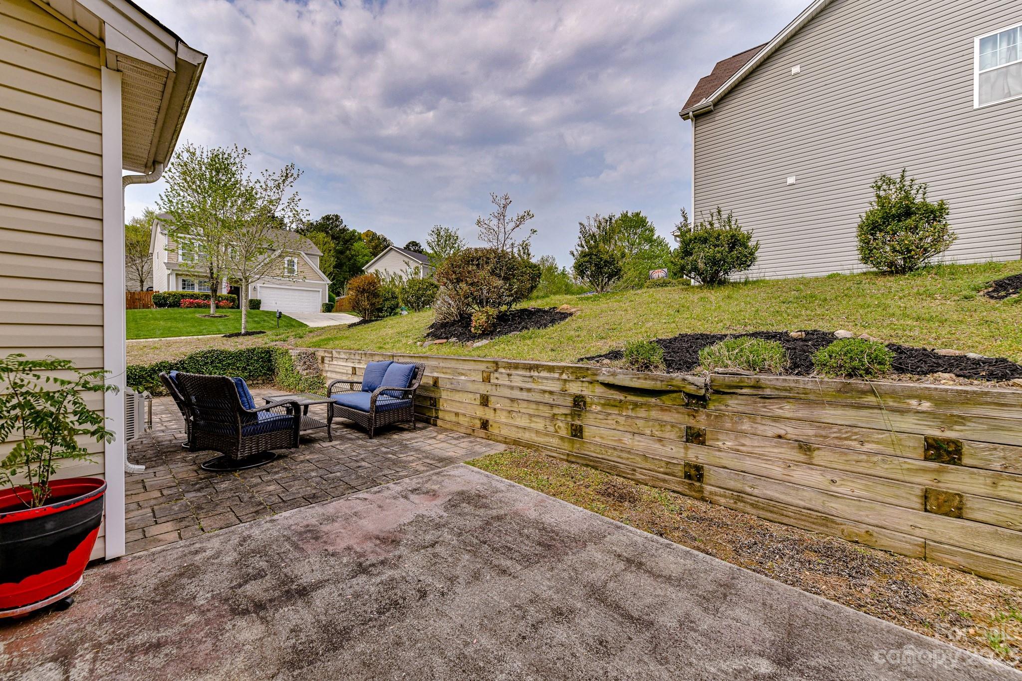 English Trails - Residential