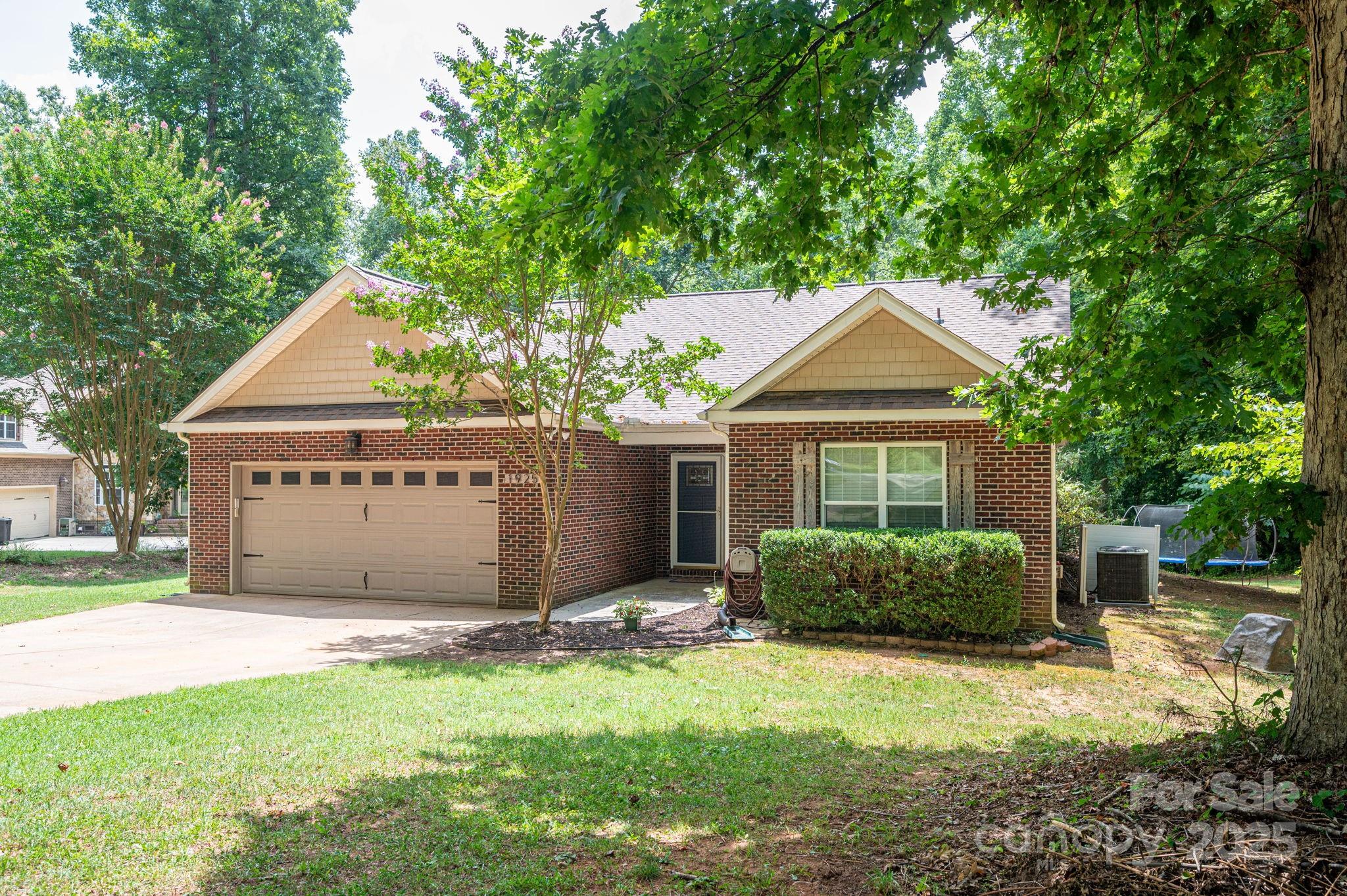 1925 Cameron Heights Circle