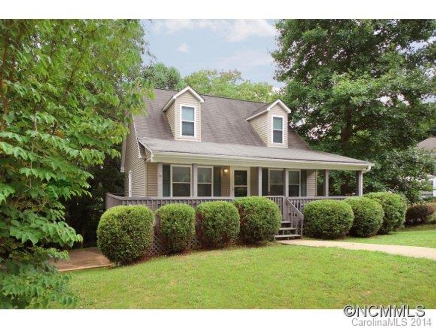 Clean, crisp & move-in ready Cape Cod on a quiet cul-de-sac. Neutral colors throughout with recent carpet and paint. Open plan with eat-in kitchen. Large master suite with sitting room/office. Big family room in basement. Rocking chair front porch too. Lots of house for the price! Easy access and close to Erwin district schools.