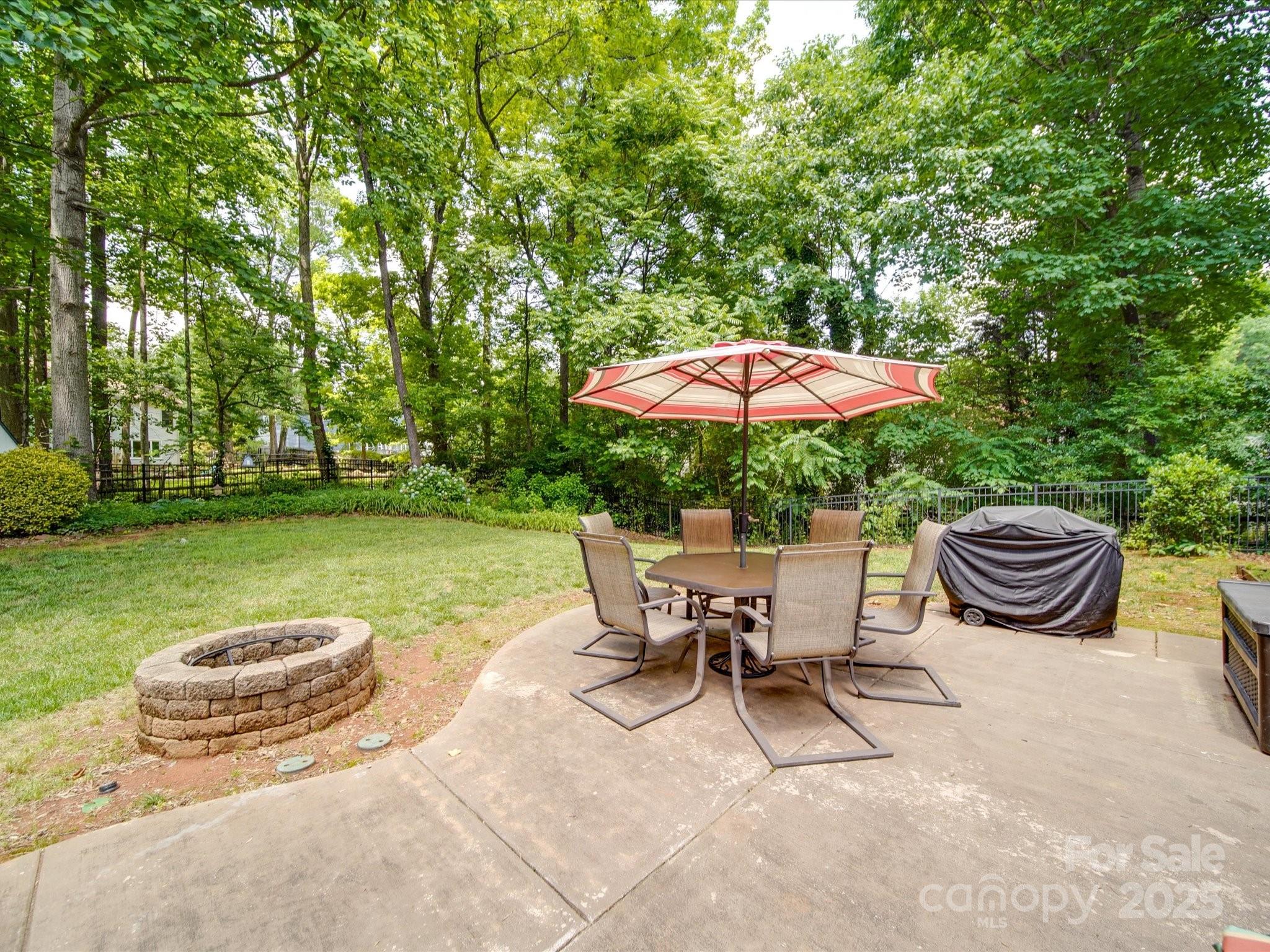 Cedarfield - Residential