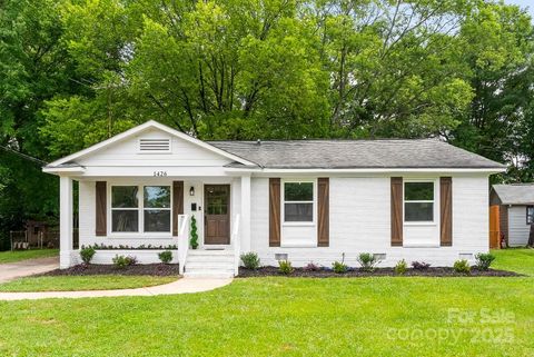 1426 Larkfield Lane Charlotte NC 28210