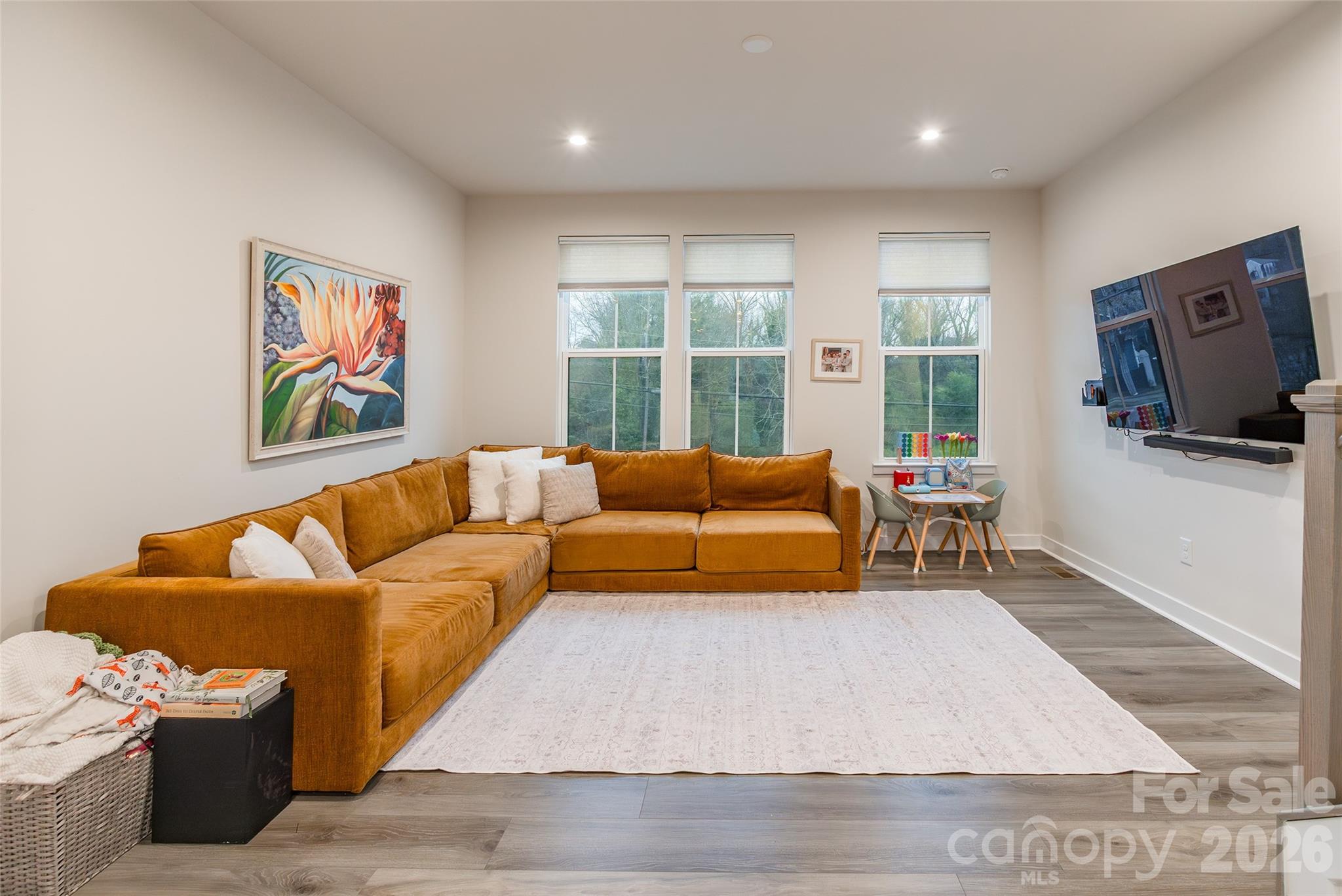 924 Broad River Lane