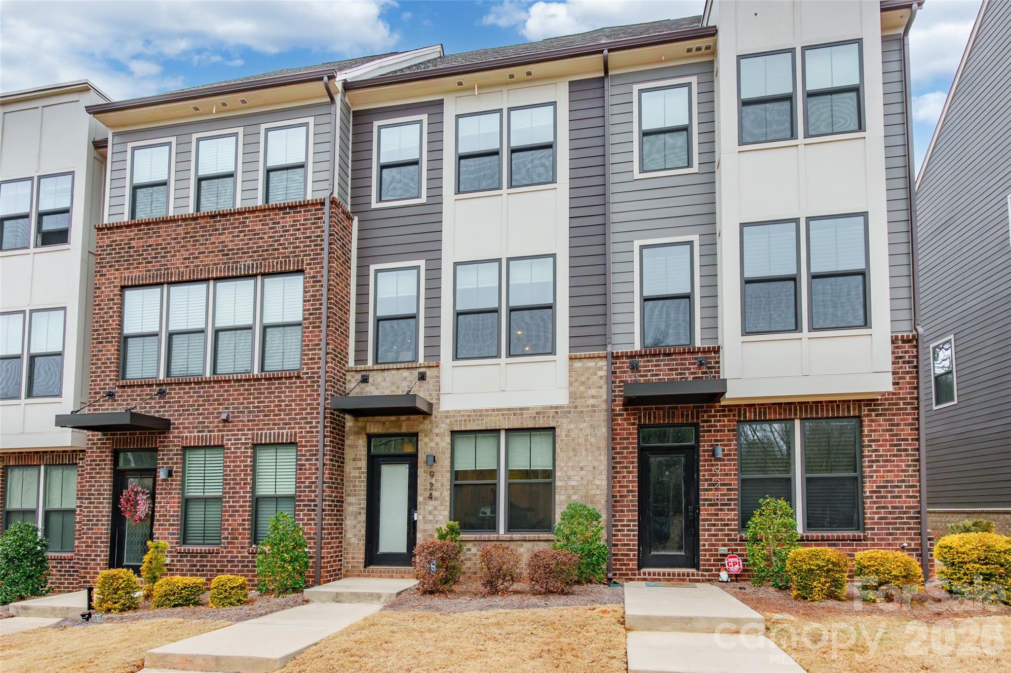 924 Broad River Lane