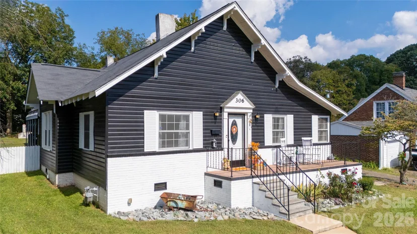 306 Hillcrest Drive, photo 1 of 42