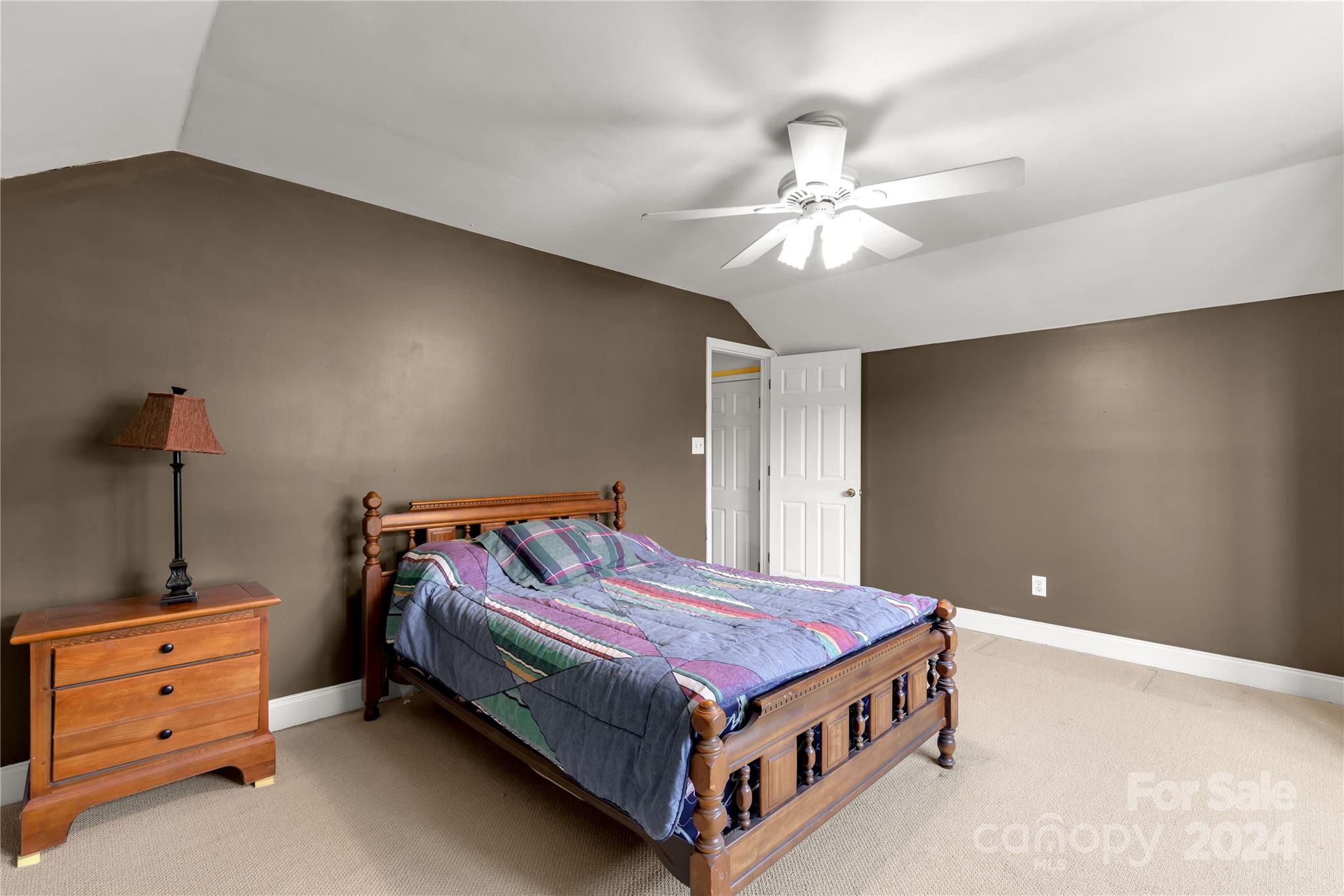 Mallard Lakes - Residential