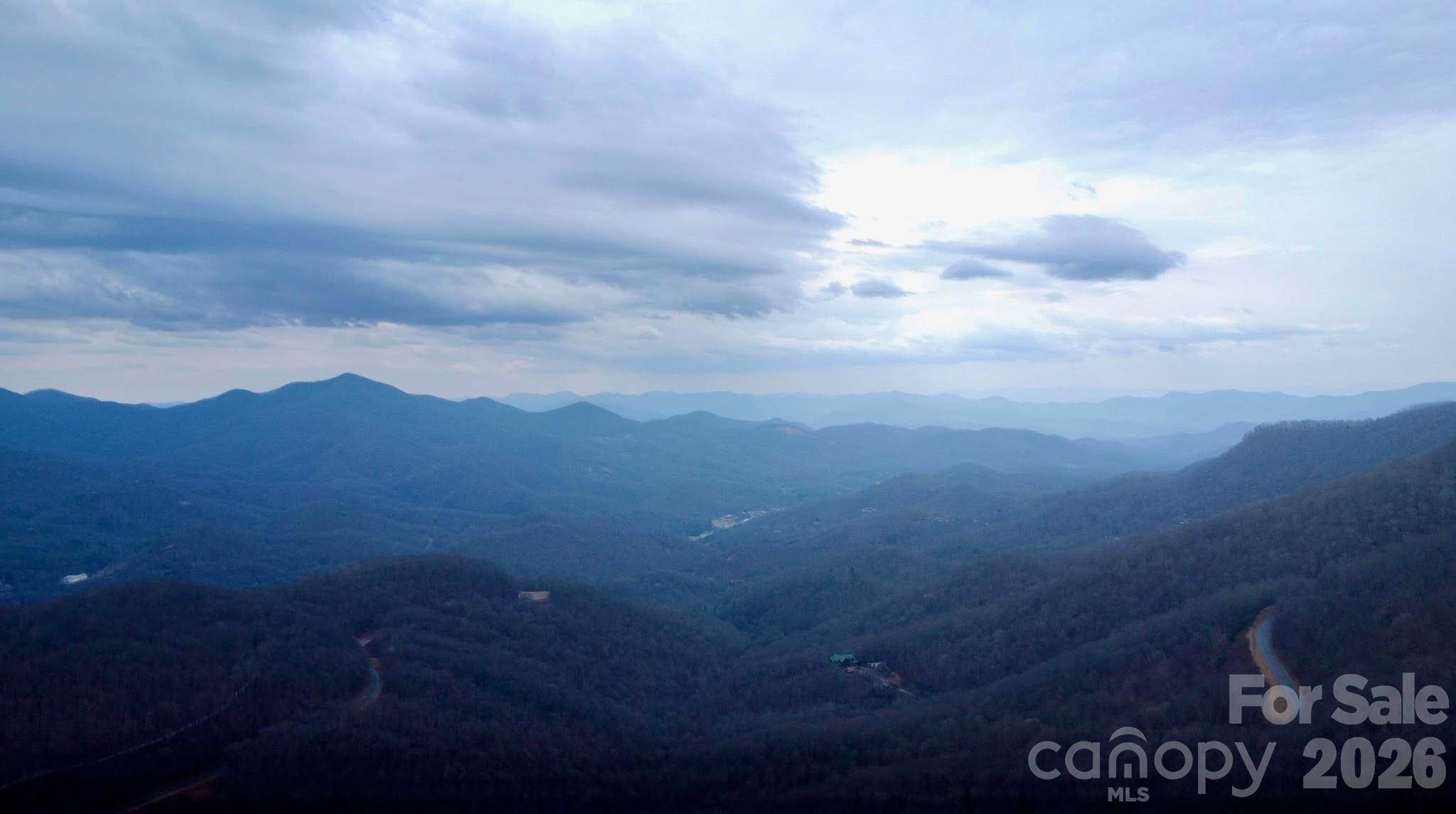 Hi-Mountain - Land