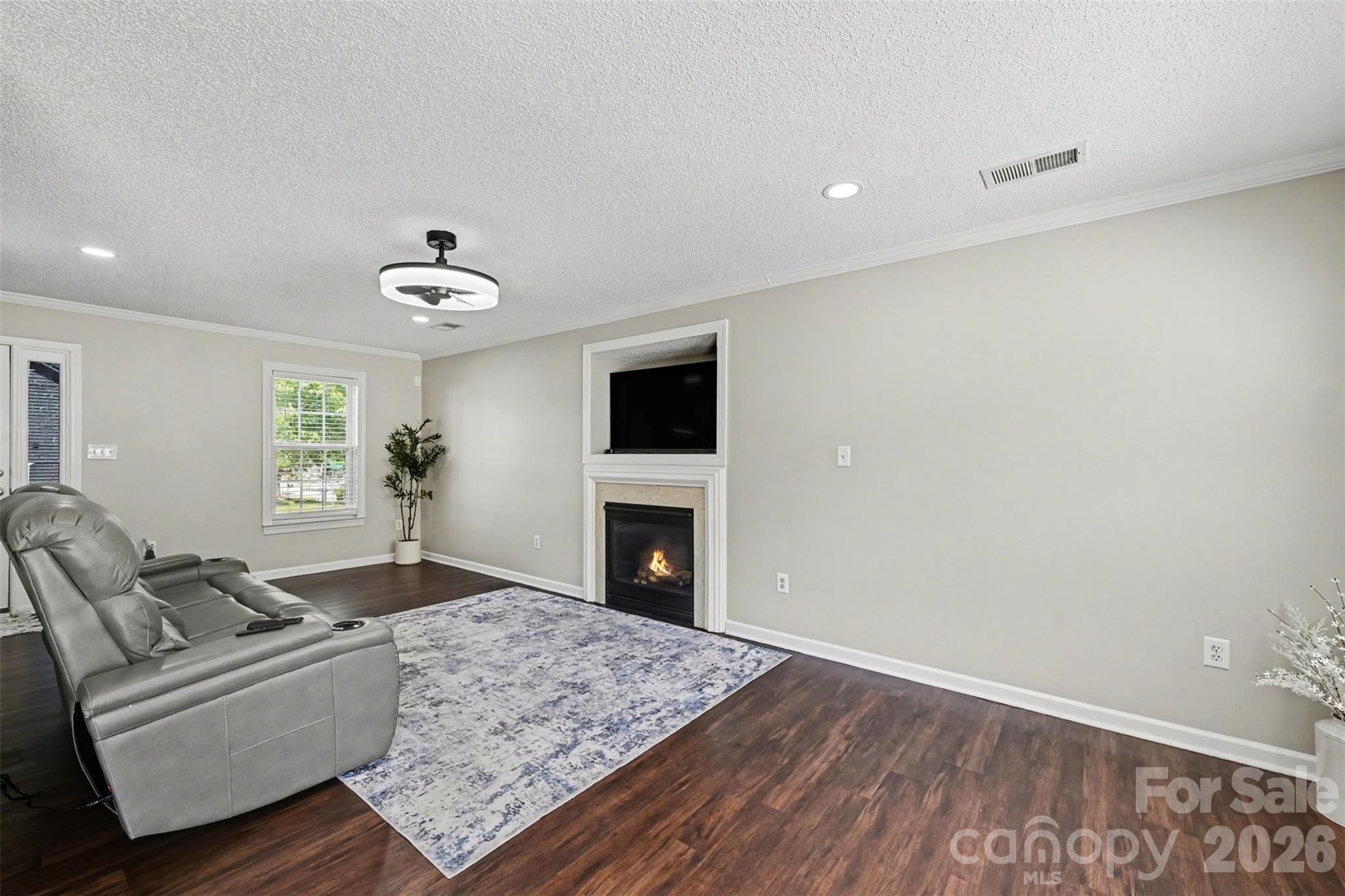Rocky Ridge - Residential