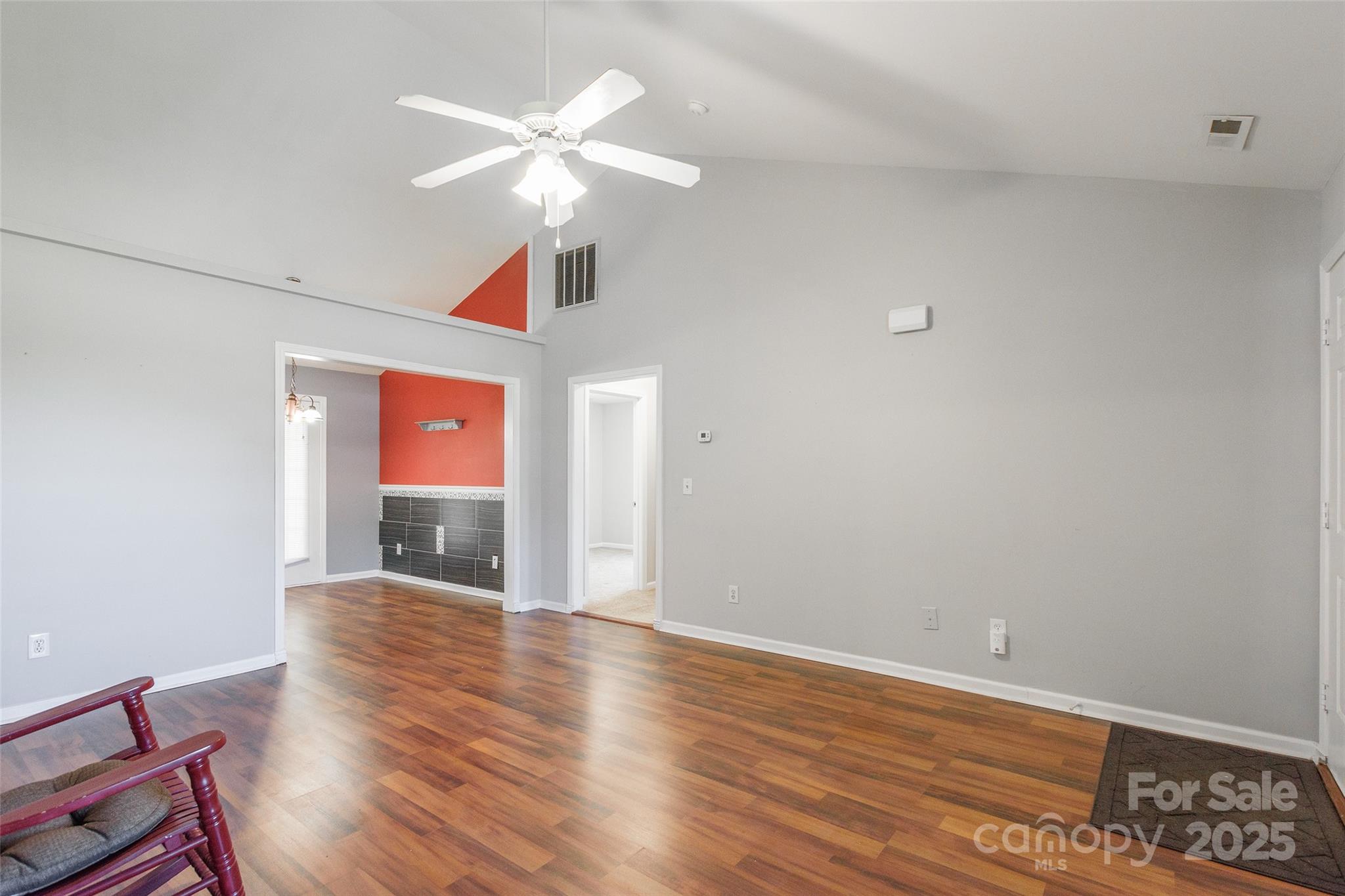 823 Prestwick Drive