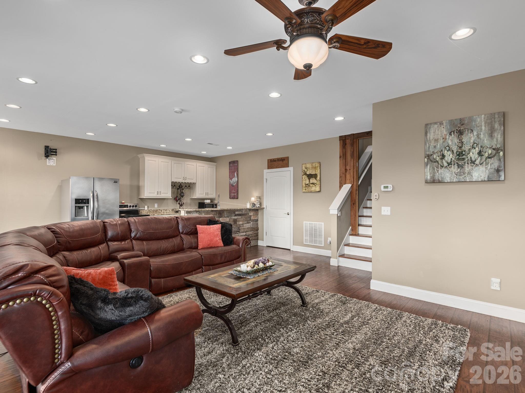 Hawks Landing - Residential