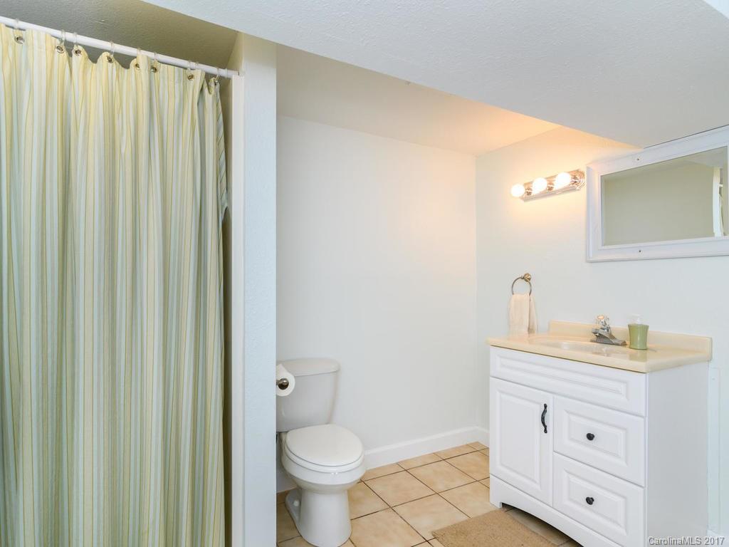 Wilshire Park - Residential