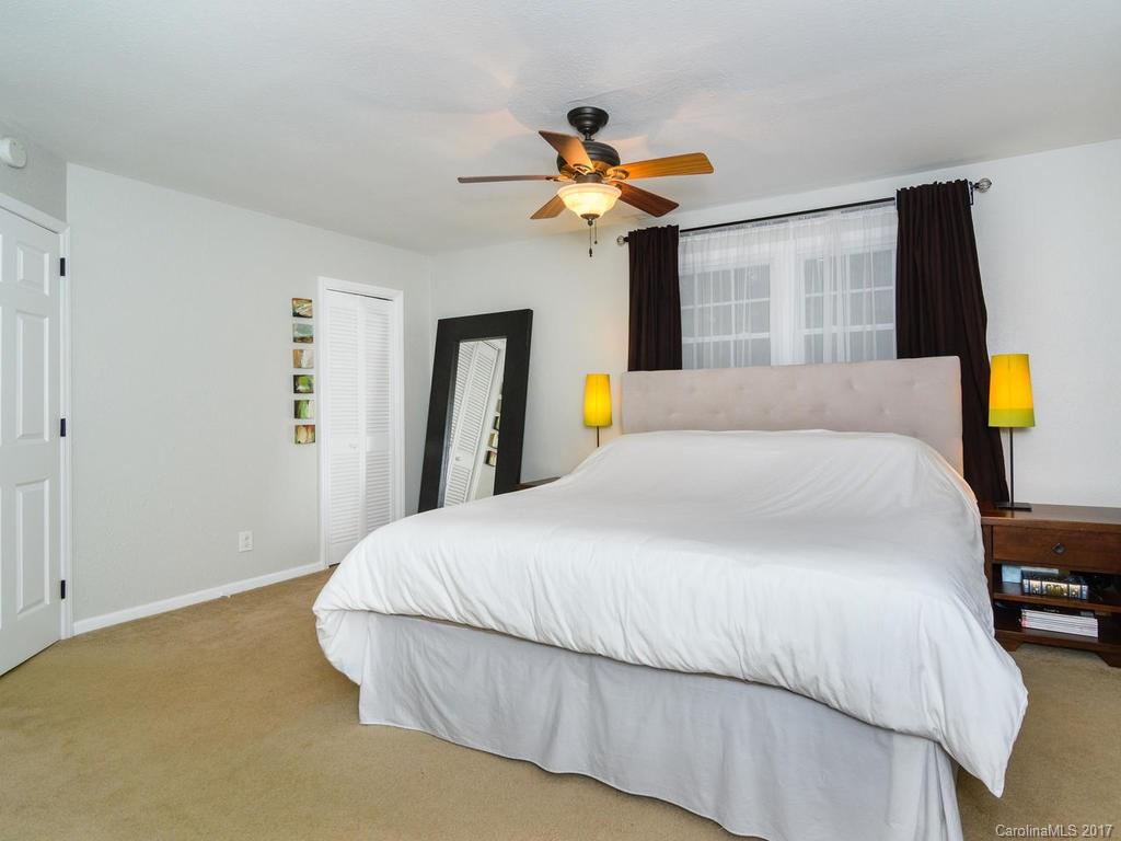 Wilshire Park - Residential