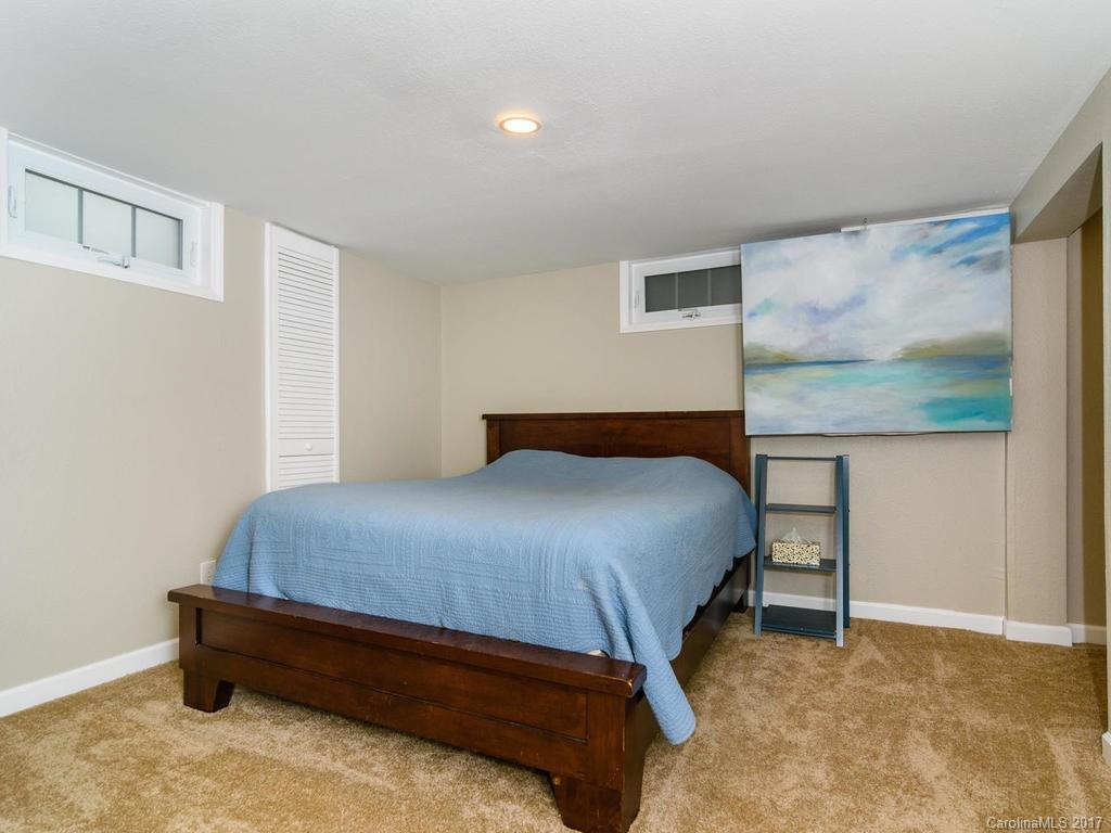 Wilshire Park - Residential