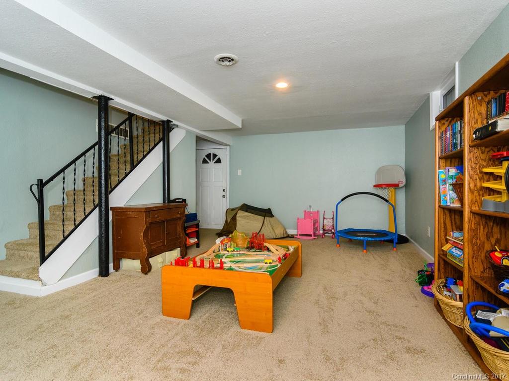 Wilshire Park - Residential