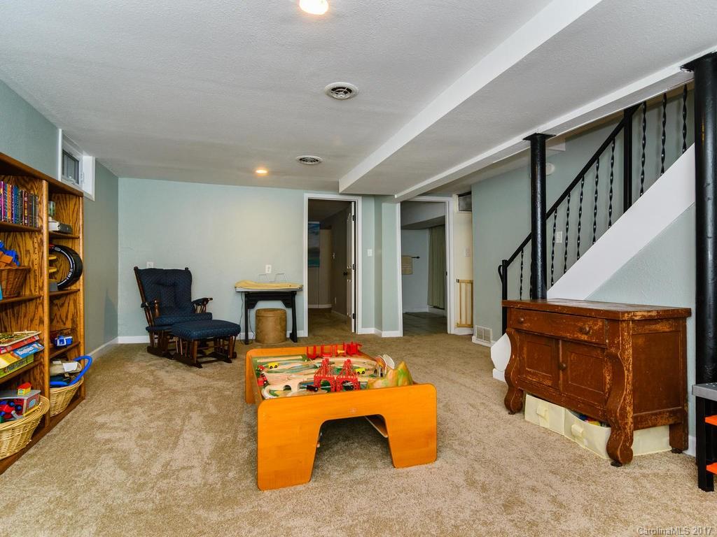 Wilshire Park - Residential