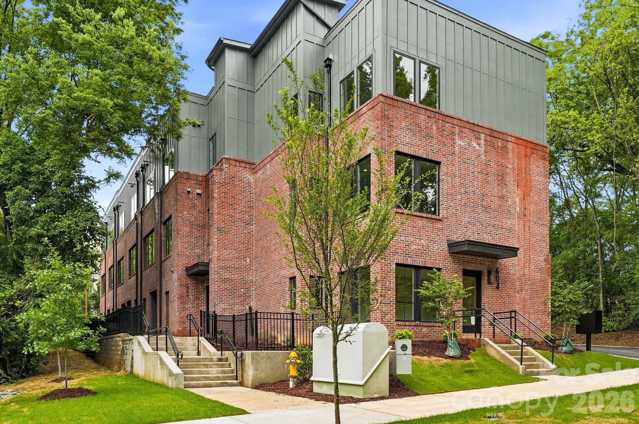 East 16th Street Townhomes - Residential