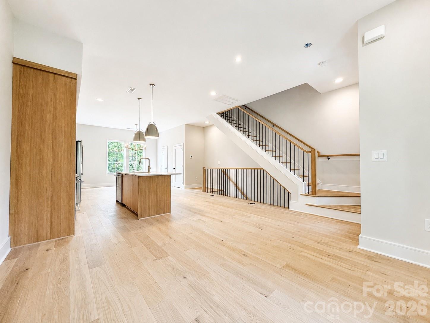 East 16th Street Townhomes - Residential