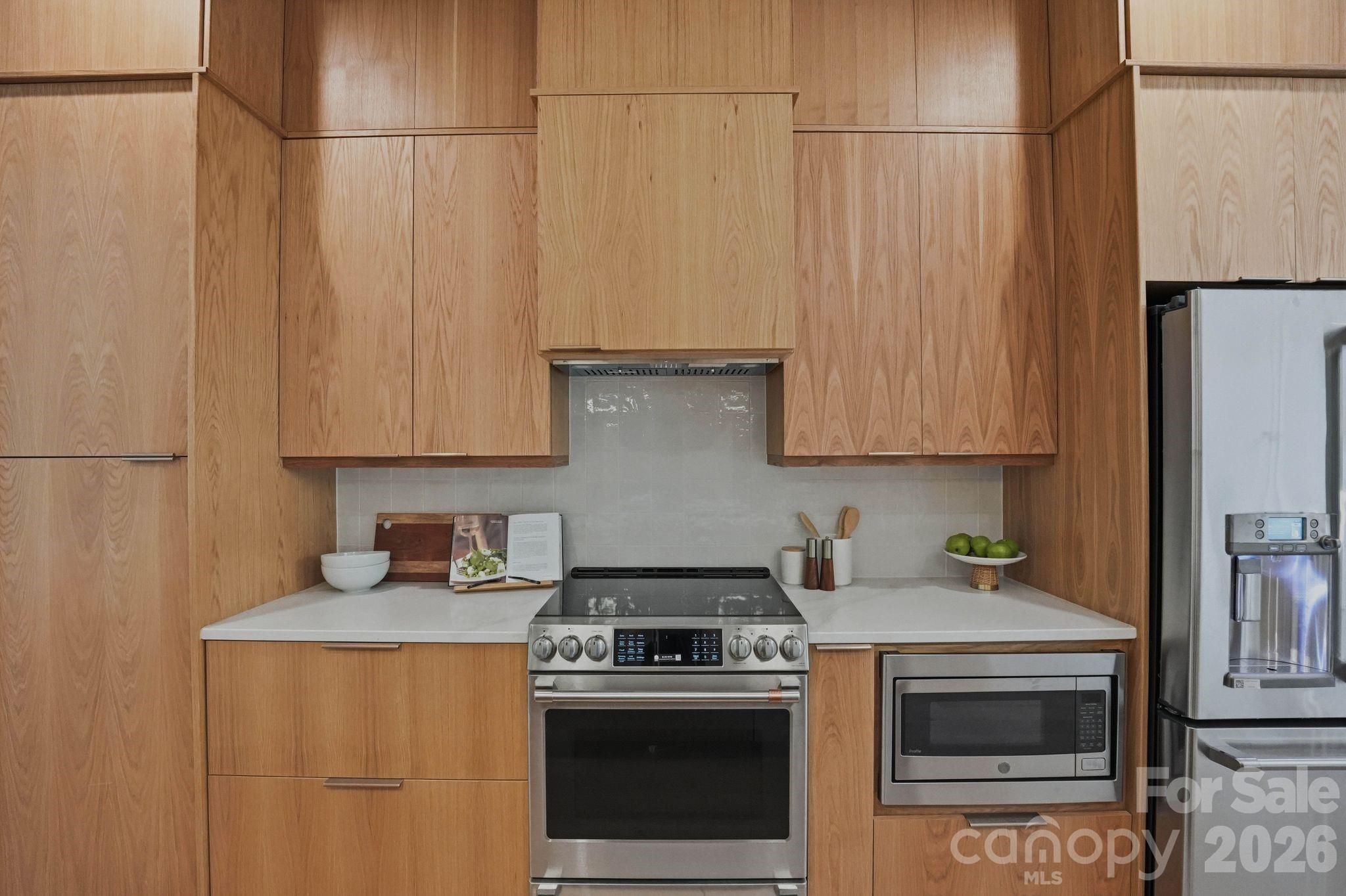 East 16th Street Townhomes - Residential