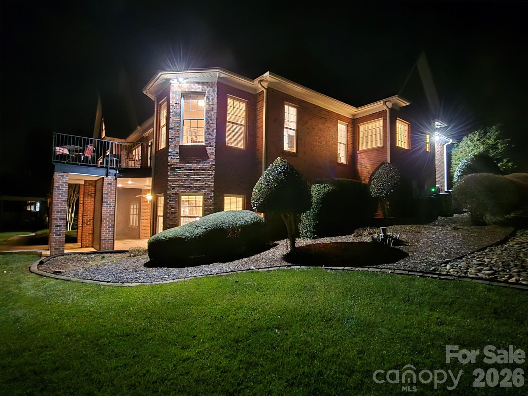 5231 Peninsula Drive