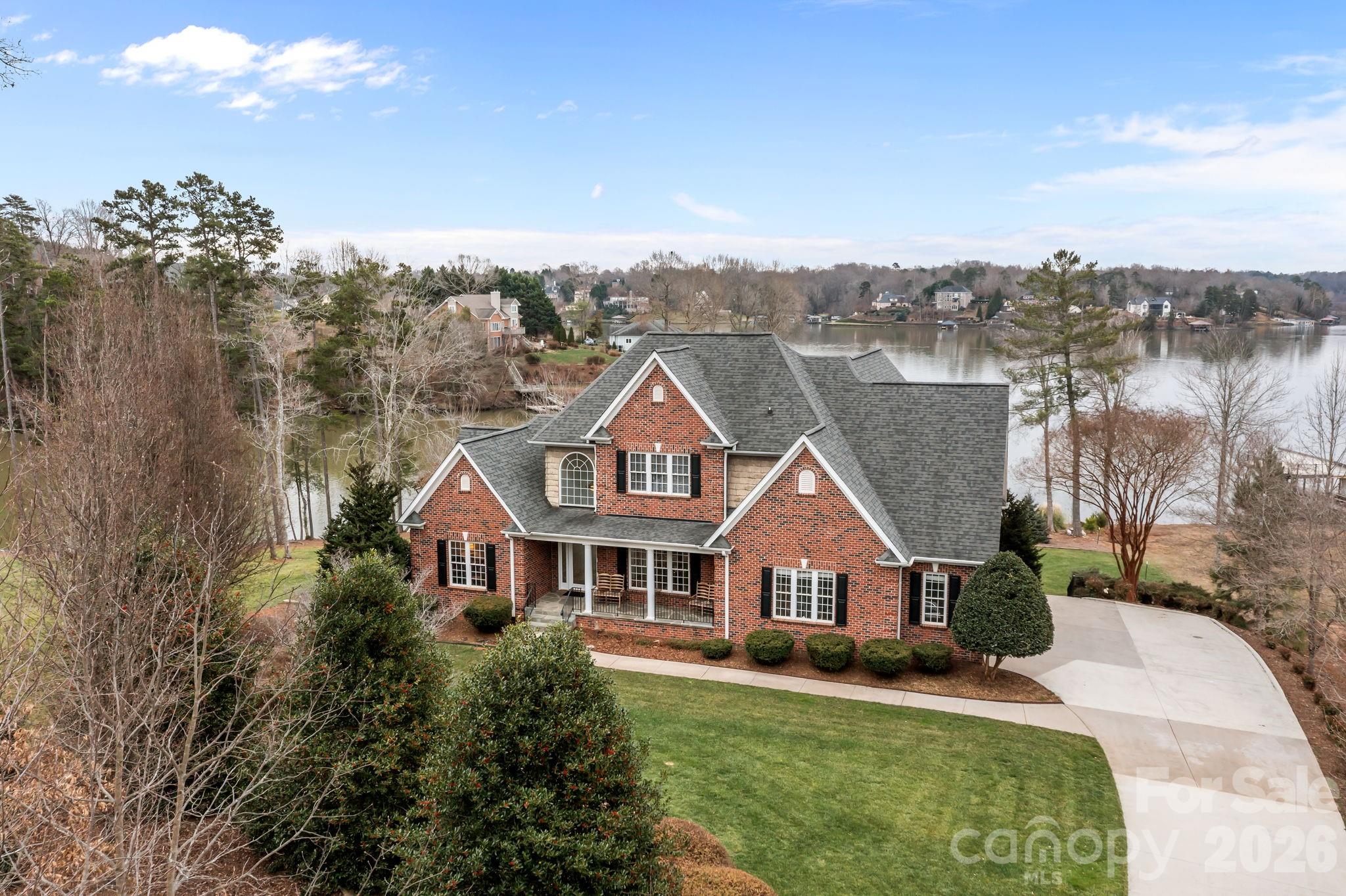 5231 Peninsula Drive