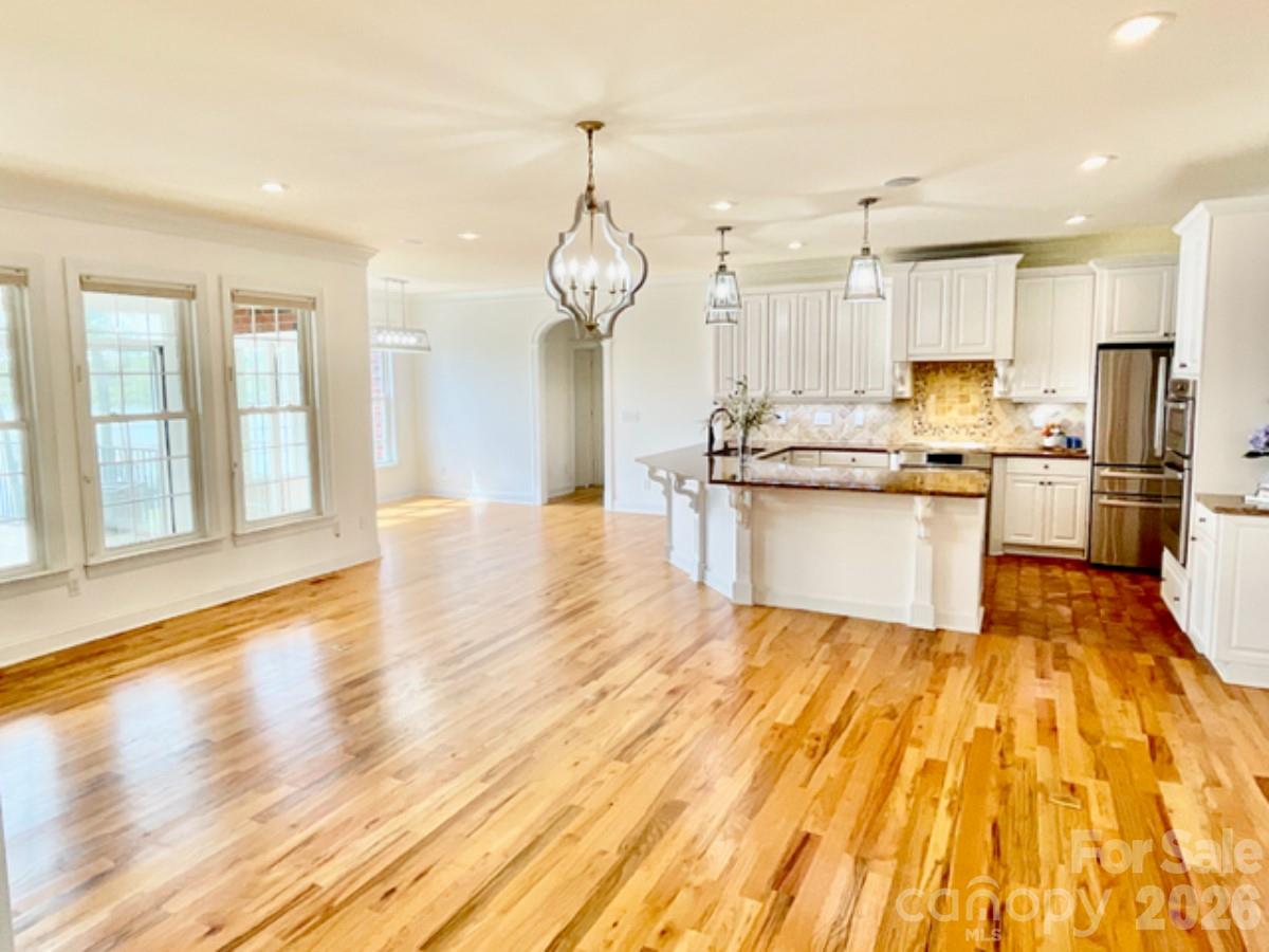 5231 Peninsula Drive