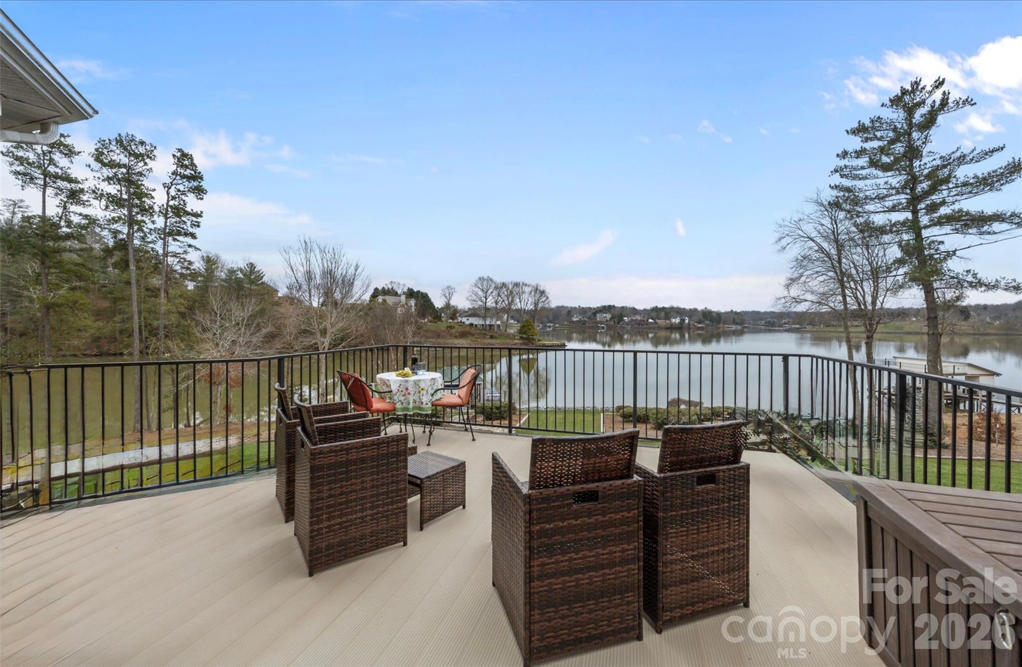 5231 Peninsula Drive