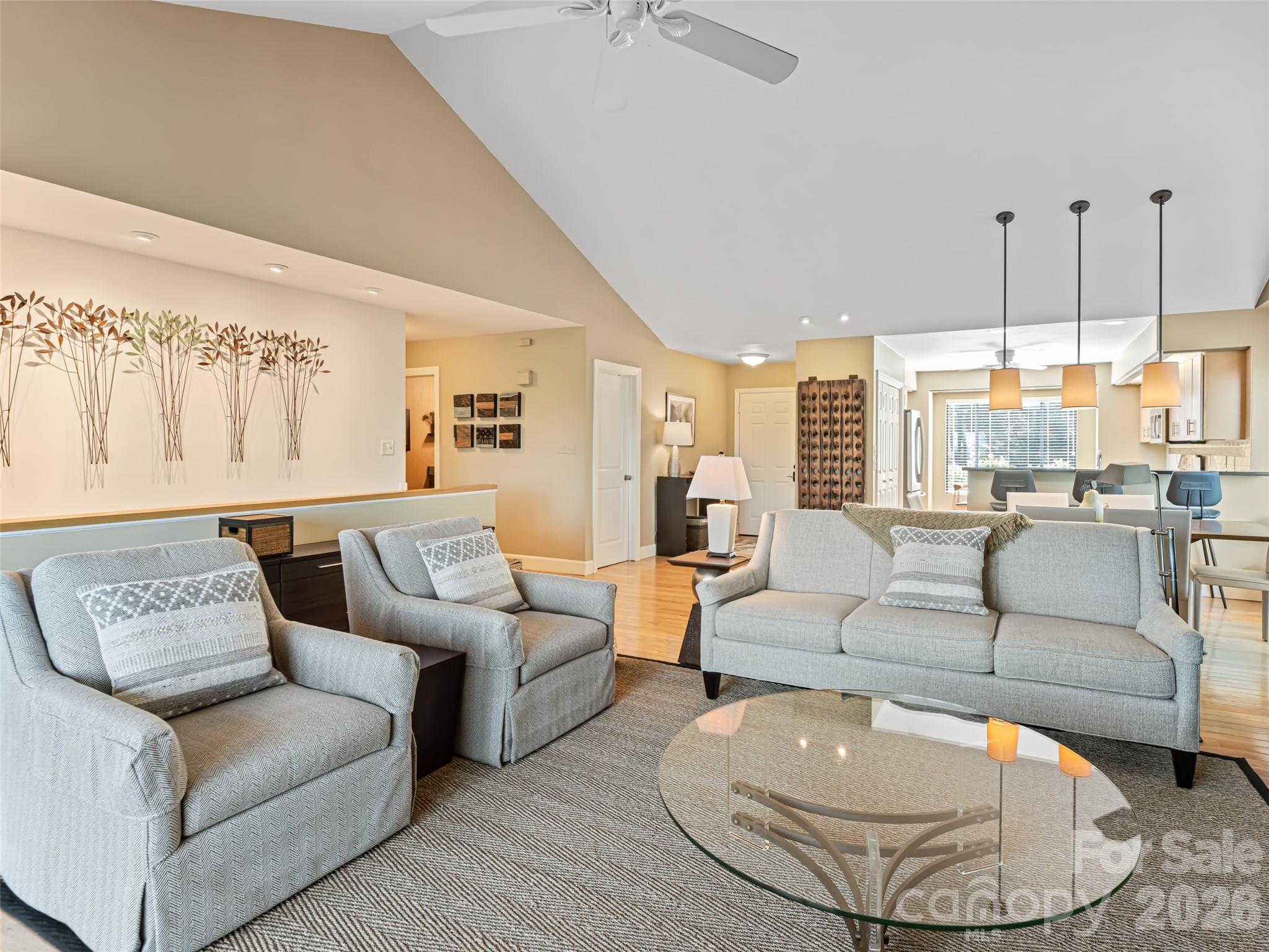 The Pinnacle At Park Avenue - Residential