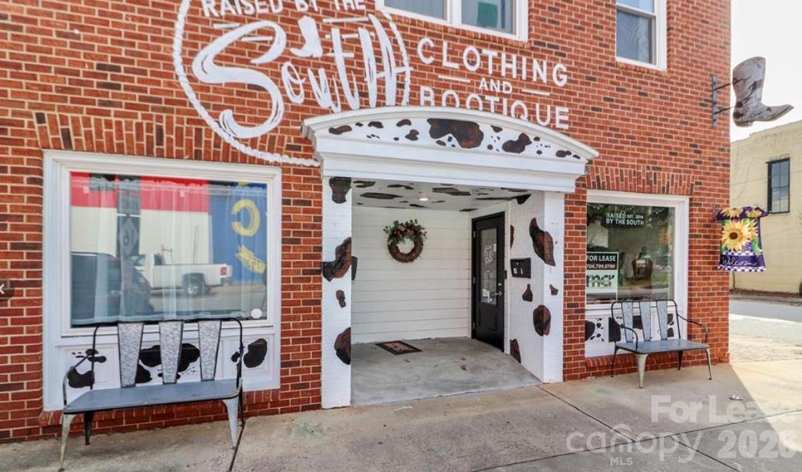 103 N College Avenue